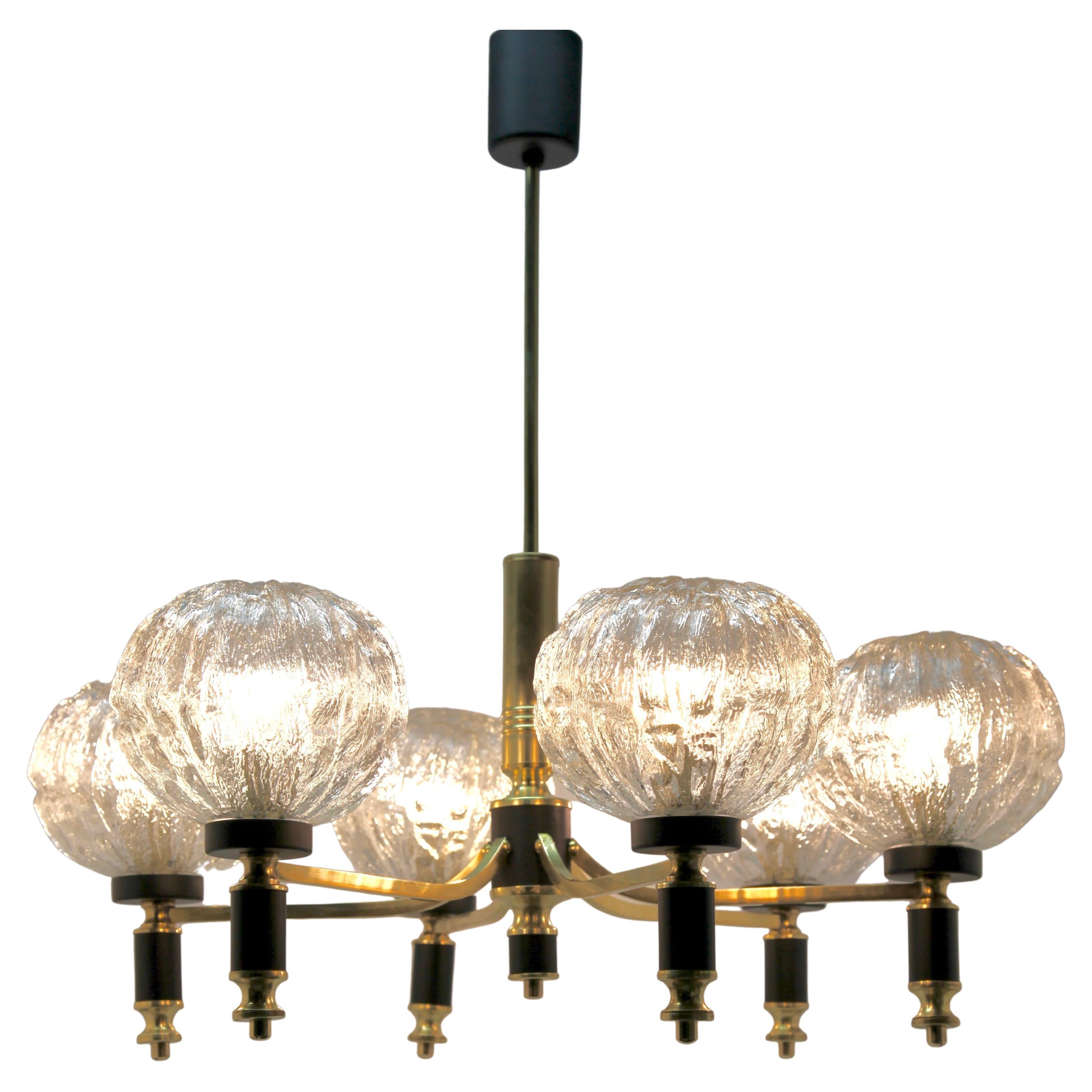 6 arms chandelier style of Stilnovo. 
Photography fails to capture the simple elegant illumination provided by this lamp.

Recently cleaned and polished so that it is in excellent condition and in full working order 
Fittings E14

And safe for