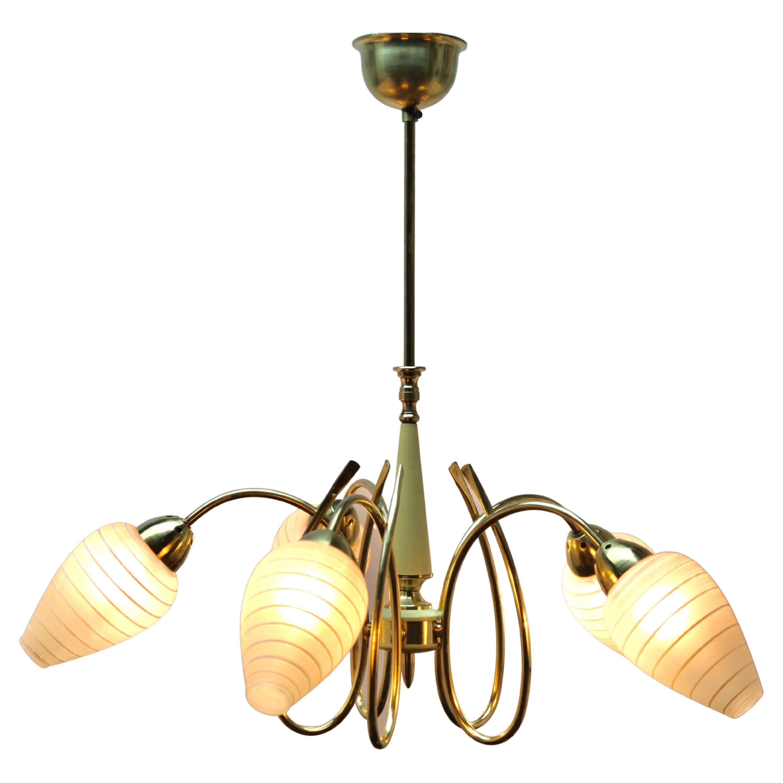 Five arms chandelier style of Stilnovo.
Photography fails to capture the simple elegant illumination provided by this lamp.

Recently cleaned and polished so that it is in excellent condition and in 
full working order 

And safe for immediate