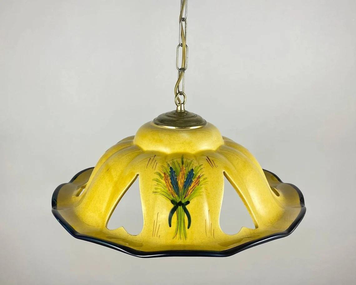 Mid-Century Modern Vintage Chandelier with Flower Motif Decor Lampshade