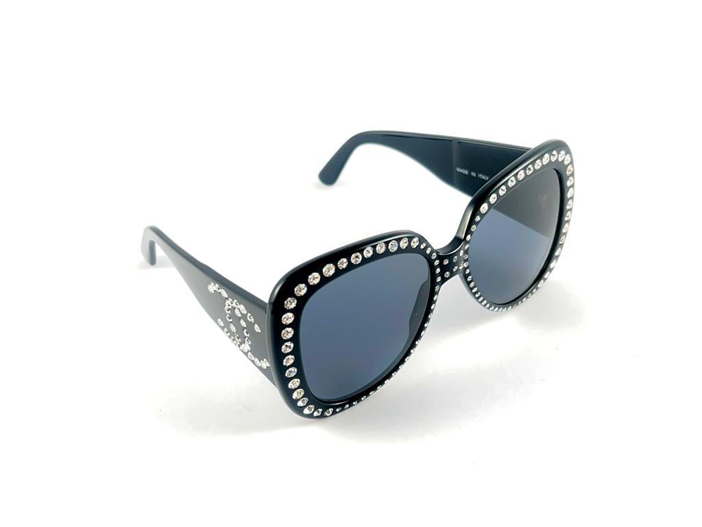 Vintage Chanel 05257 94305 Black Strass S/S 1994 Sunglasses Made In France 3