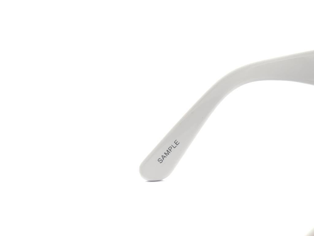 Vintage Chanel 05257 SAMPLE White Strass S/S 1994 Sunglasses Made In France 2