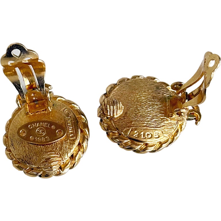 アクセサリー CHANEL 80s vintage CHANEL Vintage Earrings Filigree Twisted Gold Metal & Pearl