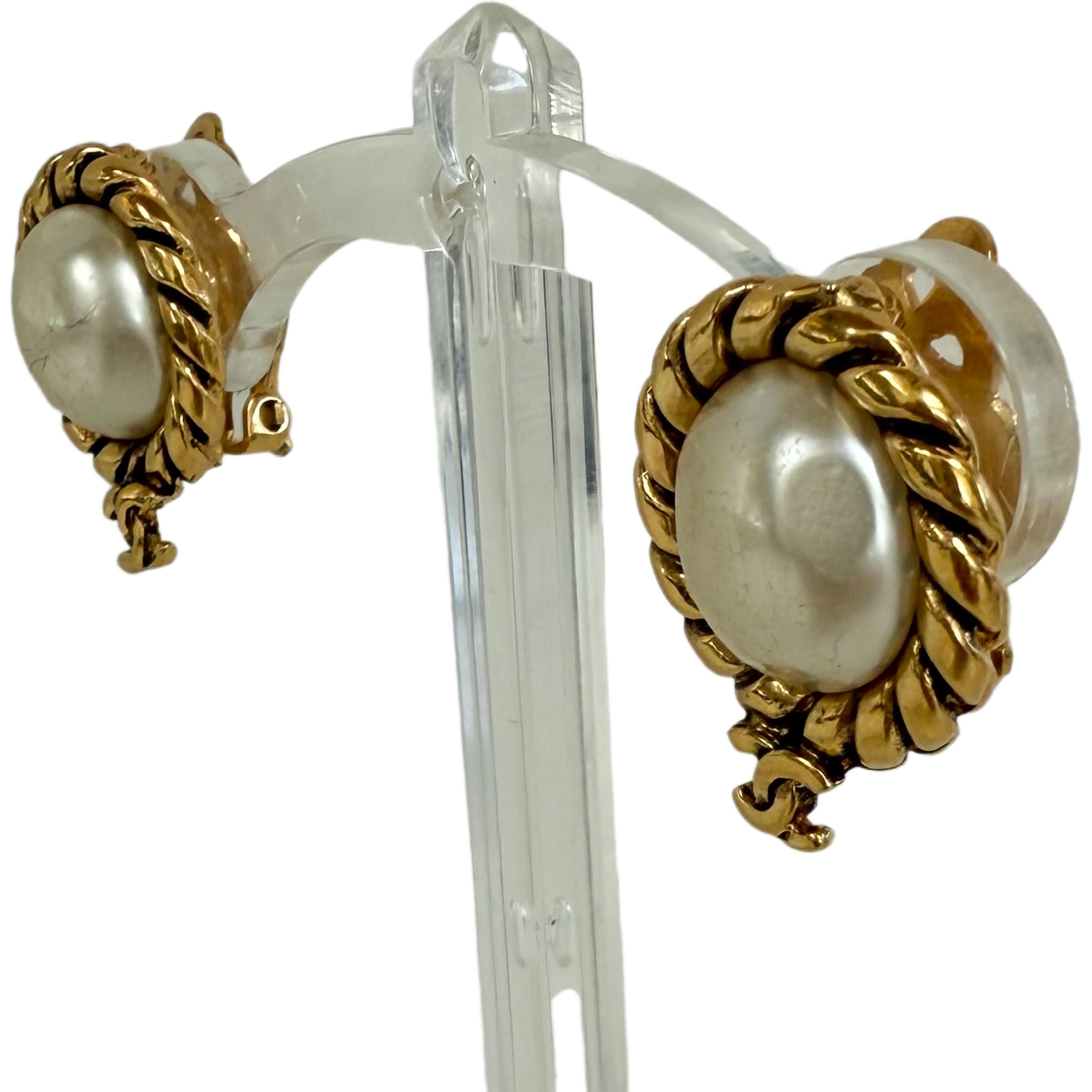 Vintage Chanel 1980s Gold Pearl Logo Clip On 80s Earrings, 1983 For Sale 4