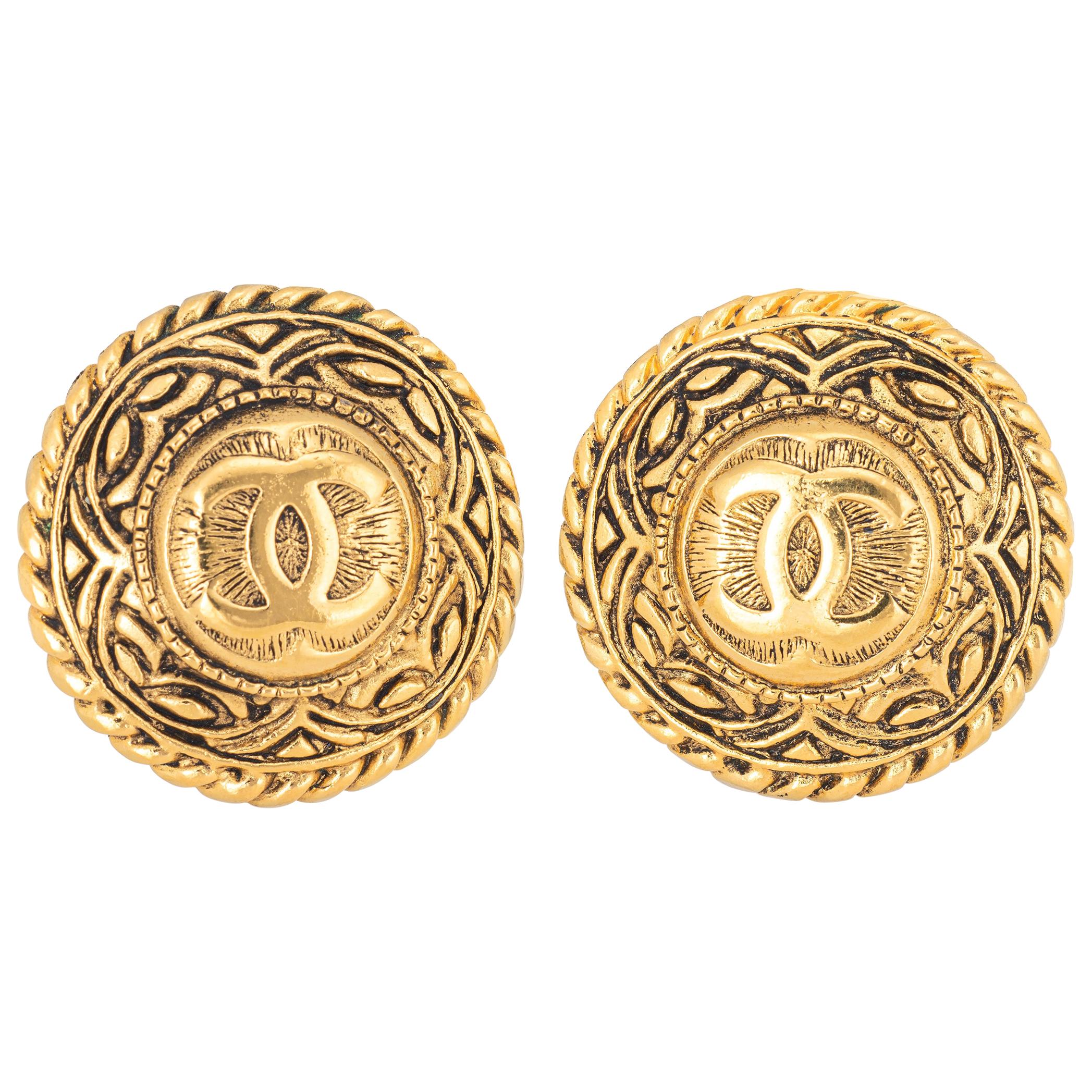 Vintage Chanel 1980s Large CC Logo Round Clip On Earrings Yellow Gold Tone 