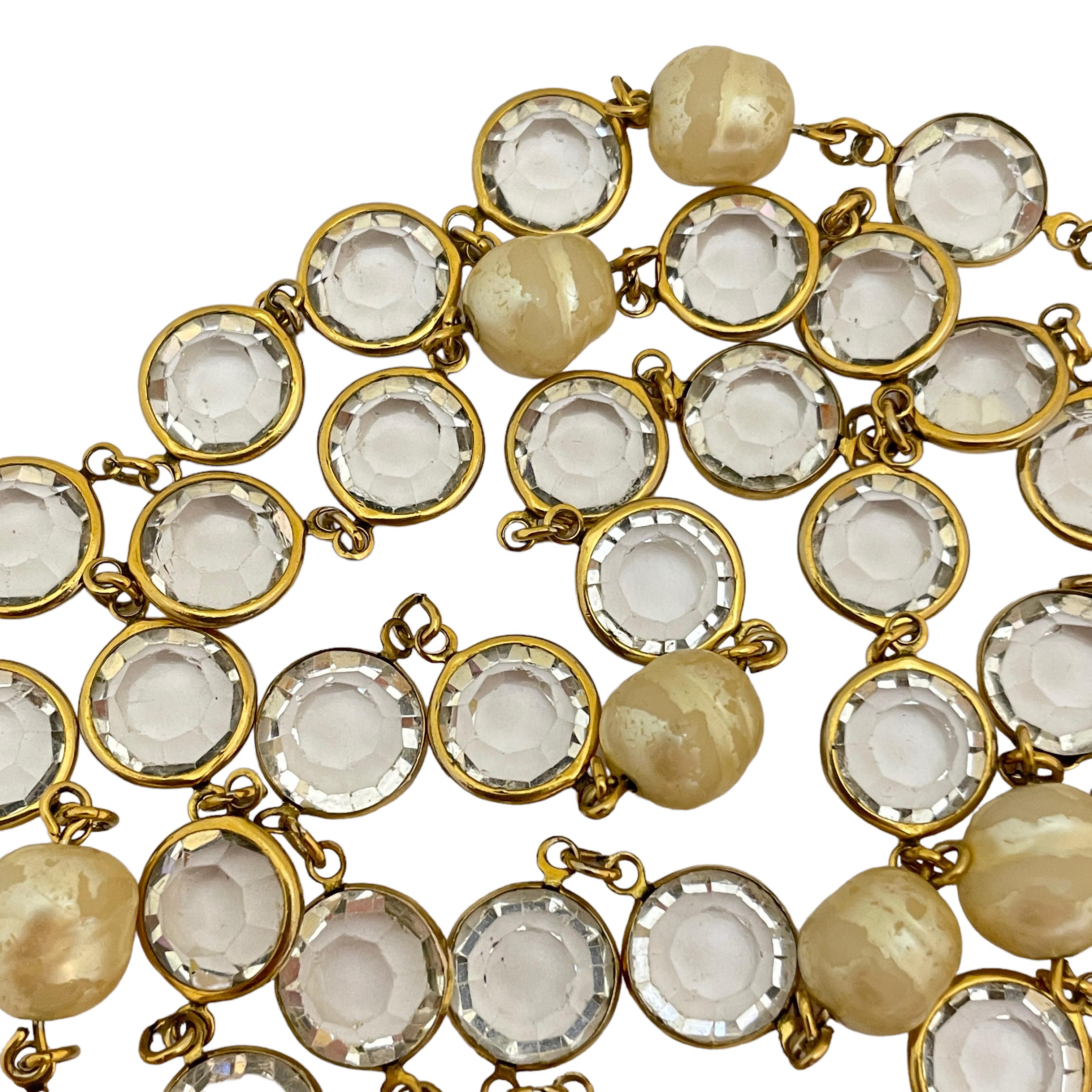 Vintage CHANEL 1981 gold pearl crystal long designer runway necklace For Sale 1