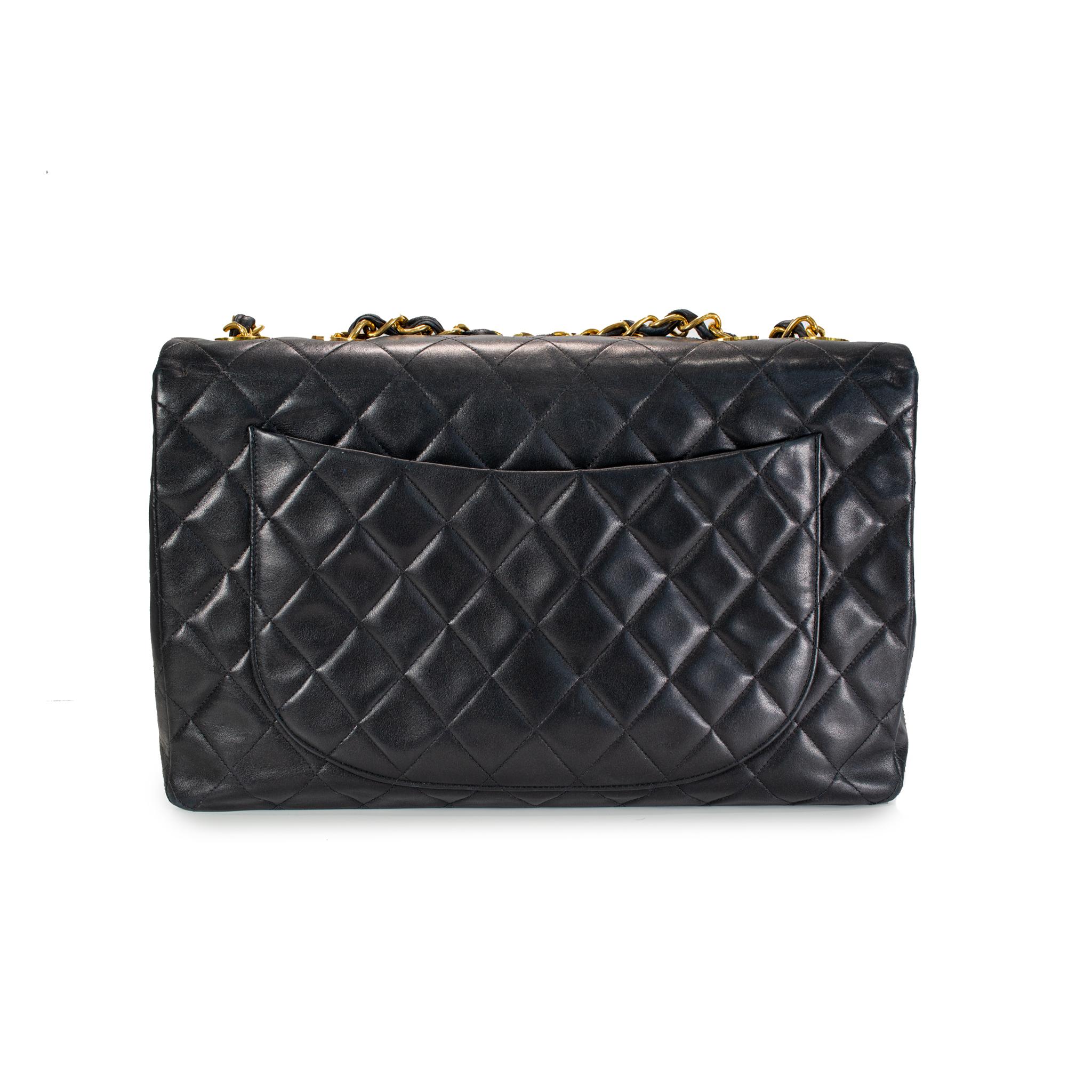 Women's or Men's Vintage Chanel 1990s Black Lambskin Leather Quilted XL Jumbo Flap Bag For Sale
