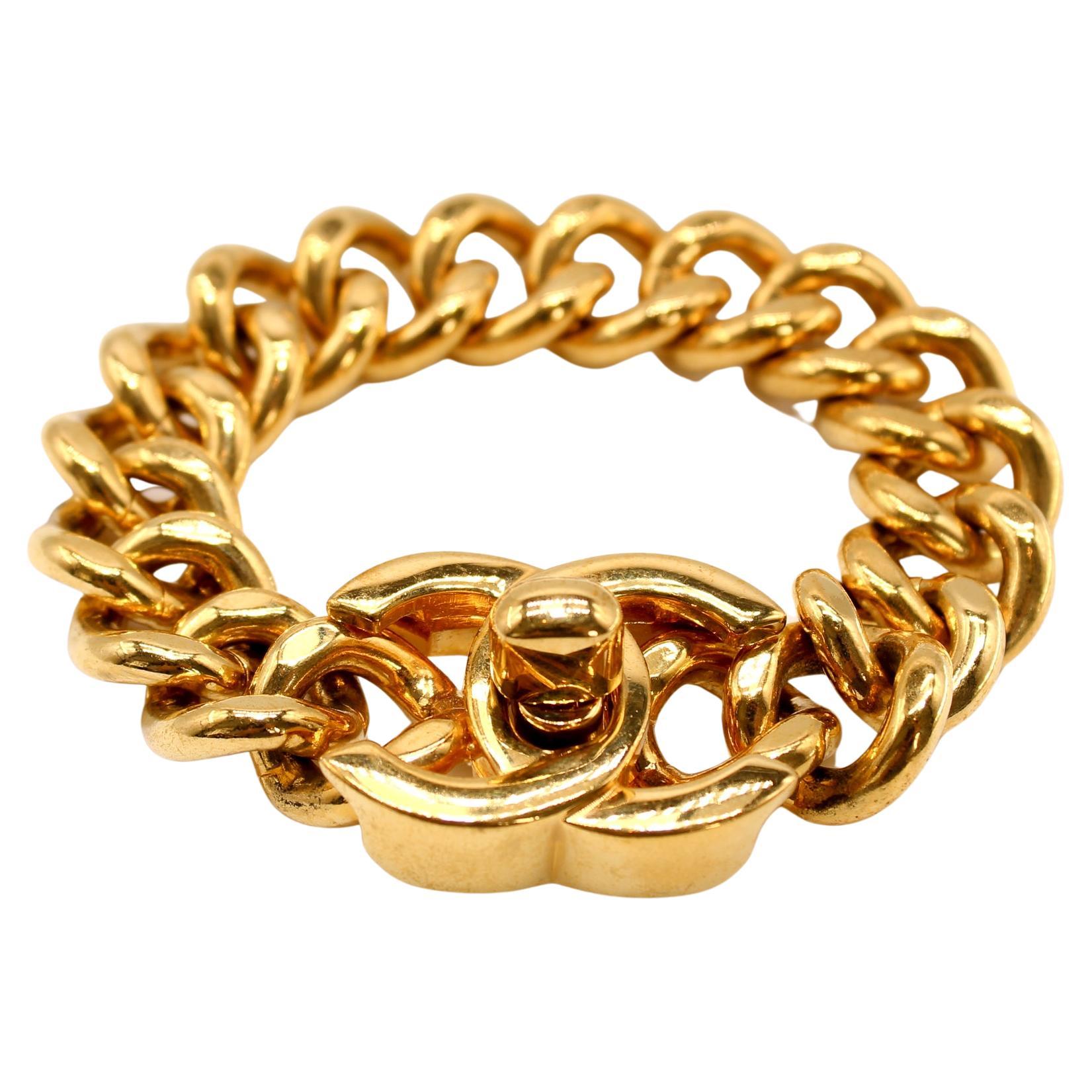 Chanel - Authenticated Bracelet - Metal Gold for Women, Never Worn