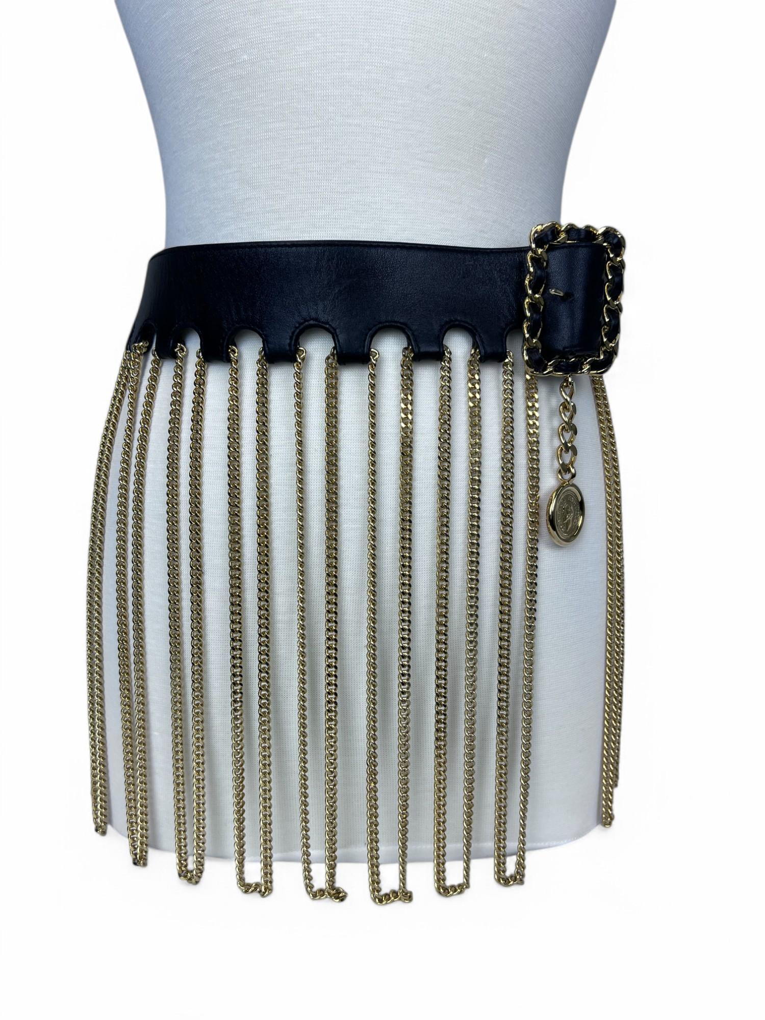 A striking and highly significant piece from Chanel’s Autumn/Winter 1991 collection, this runway-worthy belt embodies the bold, opulent aesthetic of early ‘90s Chanel.

Designed by Karl Lagerfeld and Victoire de Castellane, this belt is considered