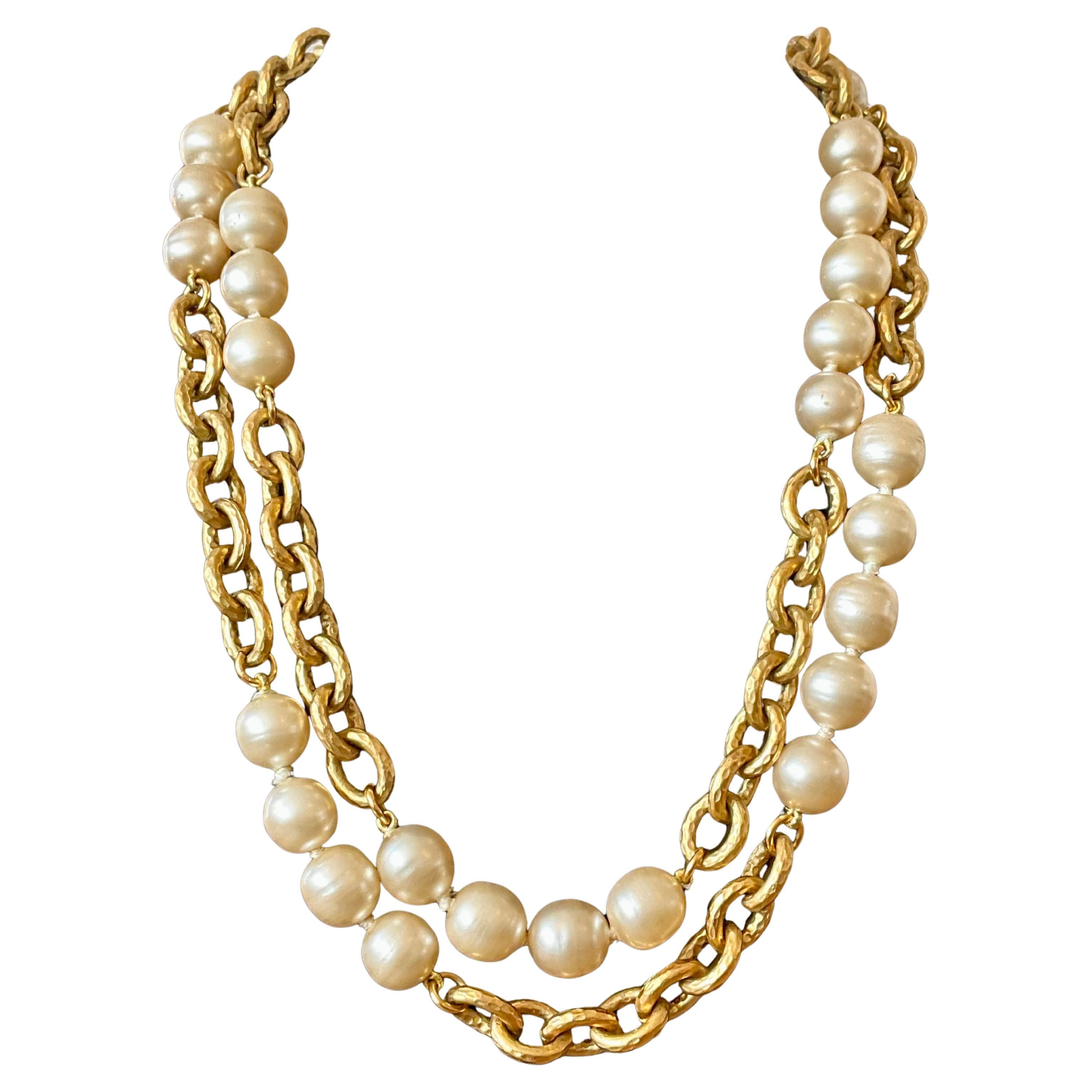 Vintage Chanel 1993 Fausses Perles Chunky Chain Link Necklace