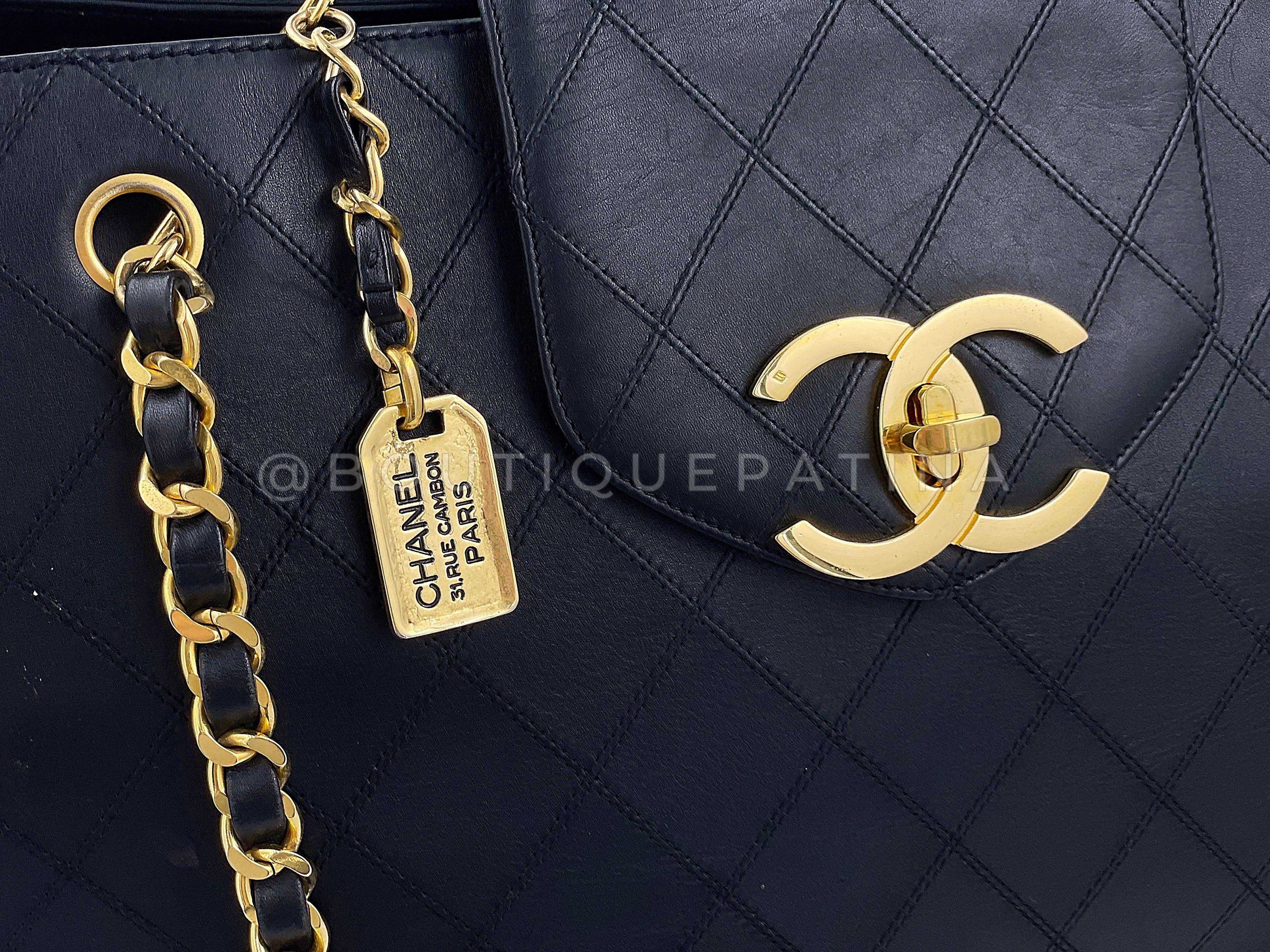 Vintage Chanel 1994 Black Quilted Supermodel XL Weekender Tote Bag 24k GHW 67419 For Sale 4