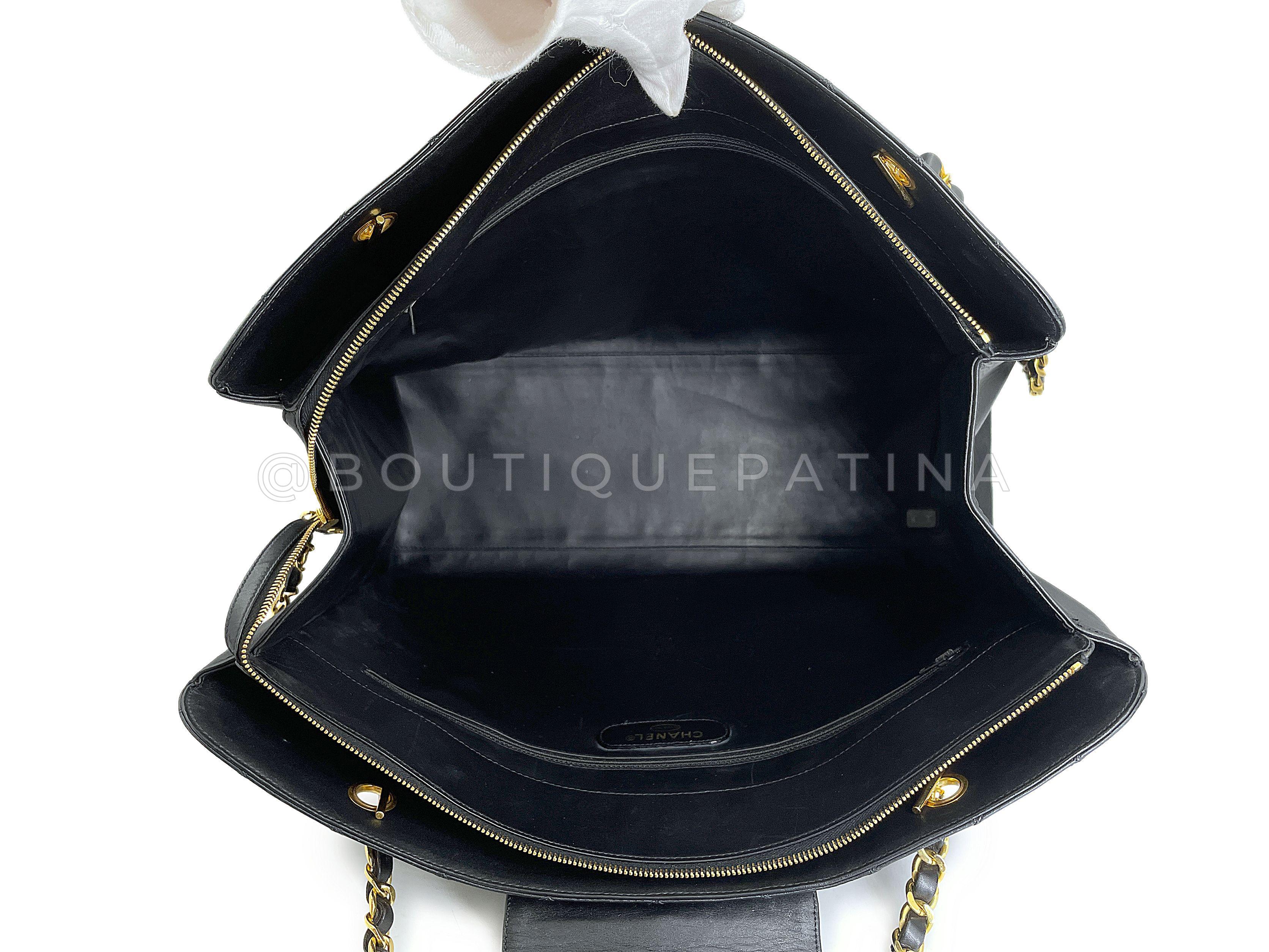 Vintage Chanel 1994 Black Quilted Supermodel XL Weekender Tote Bag 24k GHW 67419 For Sale 5