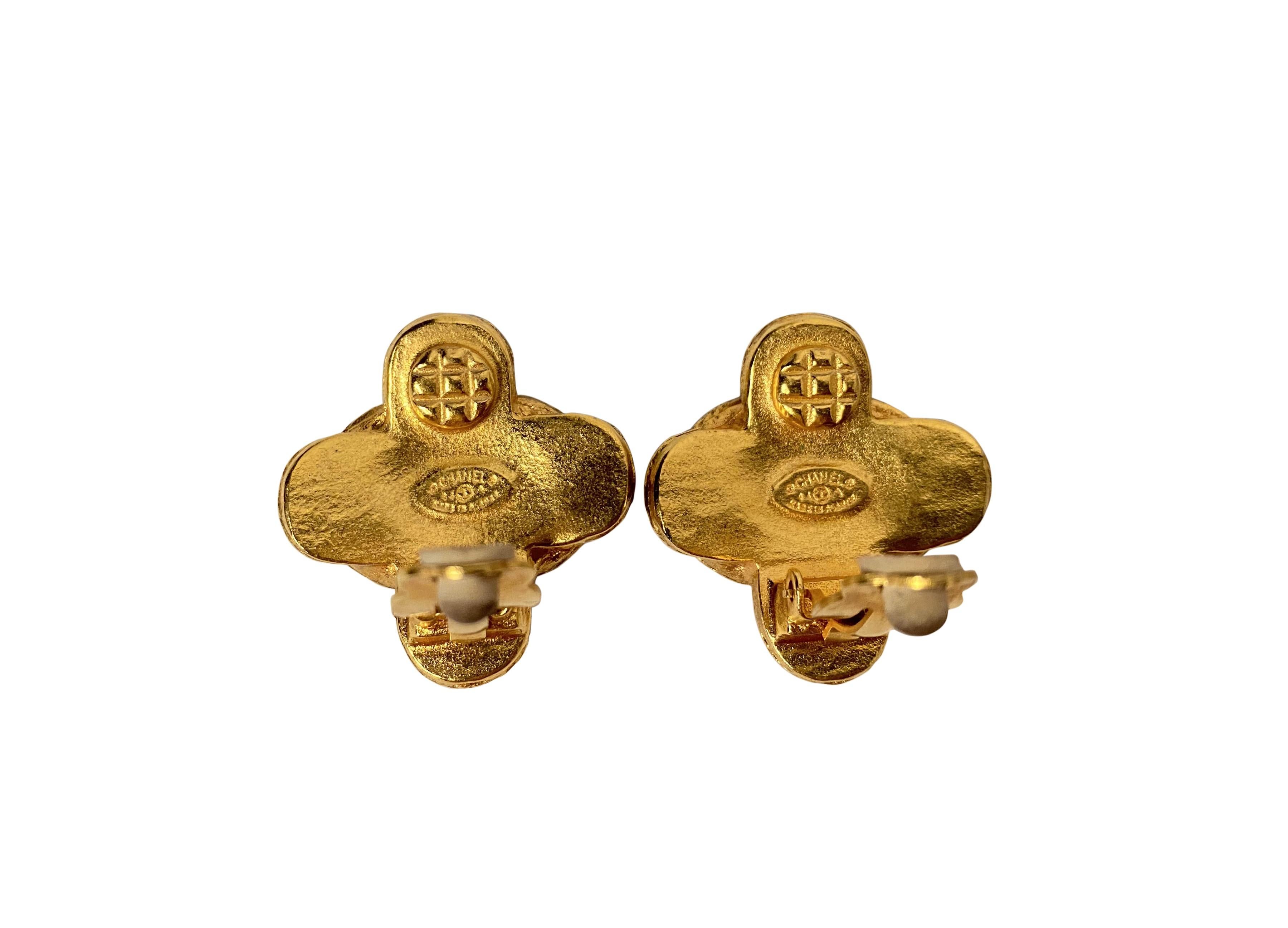 Vintage CHANEL Byzantine style cross clip on earrings from Autumn 1994.

Made in France