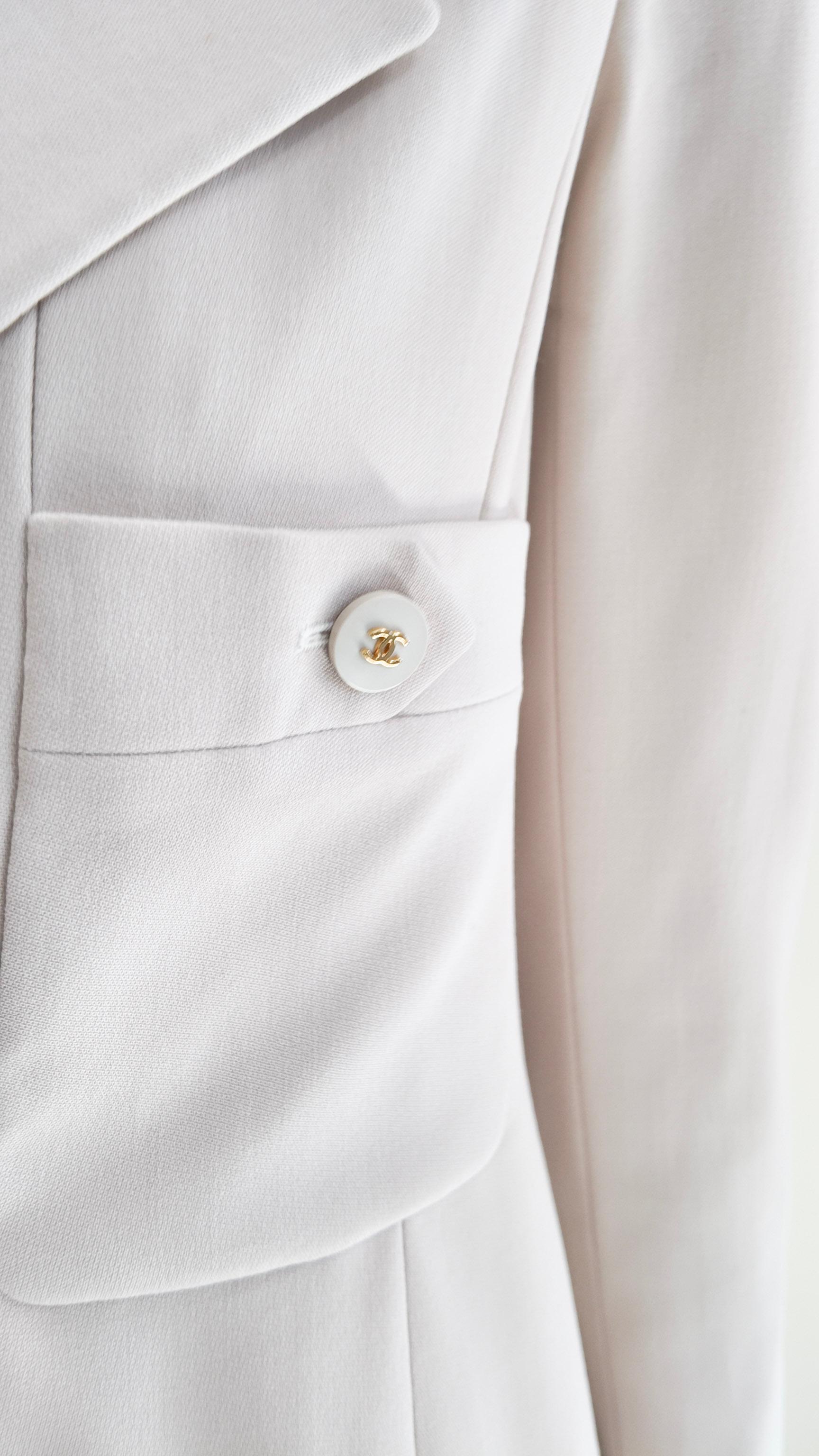 Vintage Chanel 1997 Cruise Cream Pants Suit For Sale 3
