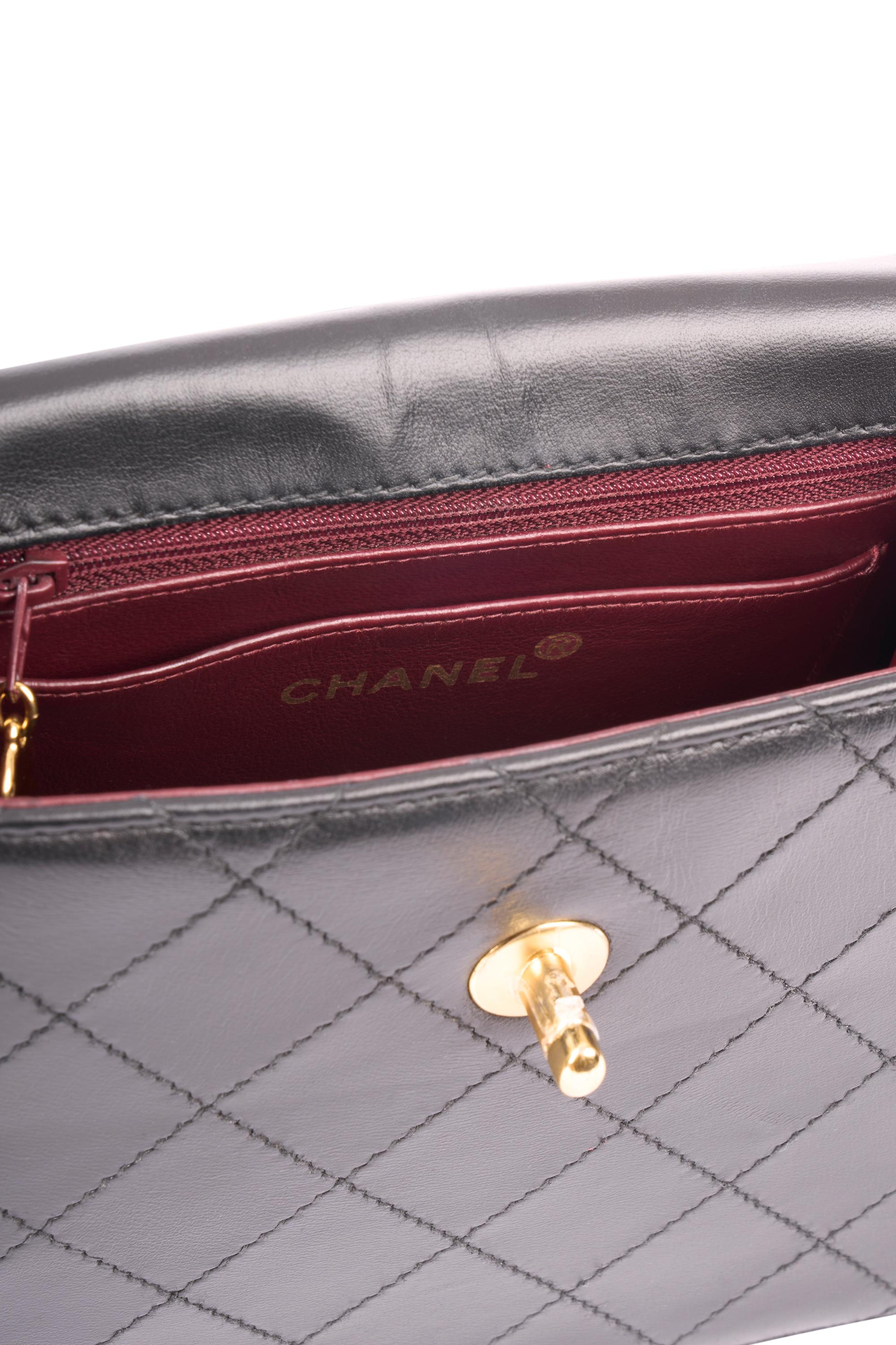 Vintage Chanel 1997 Lambskin Mini Flap Box Bag For Sale 3