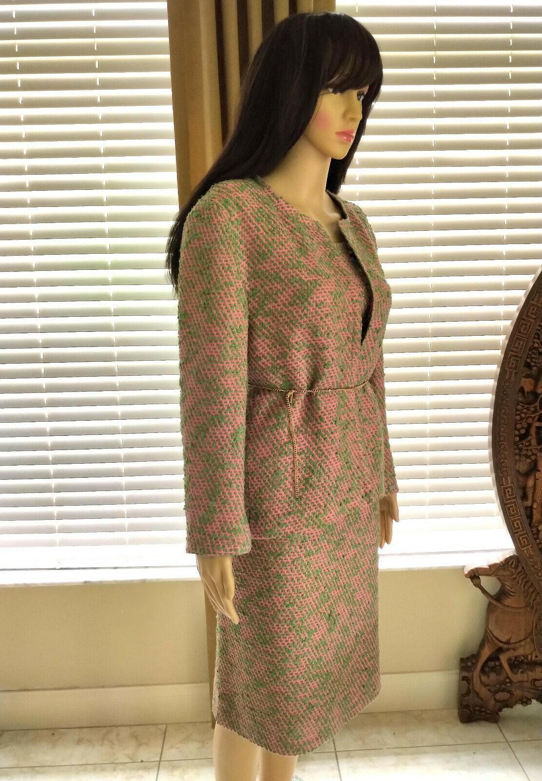 Vintage Chanel 1999 99A 3 Pc Pink & Multi Color Tweed Jacket Suit FR 44/ US 10  In Good Condition For Sale In Ormond Beach, FL
