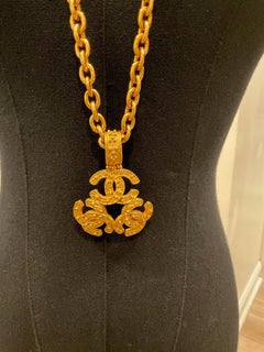 Vintage Chanel 24K Gold-Plated Triple Interlocking CC Pendant Necklace