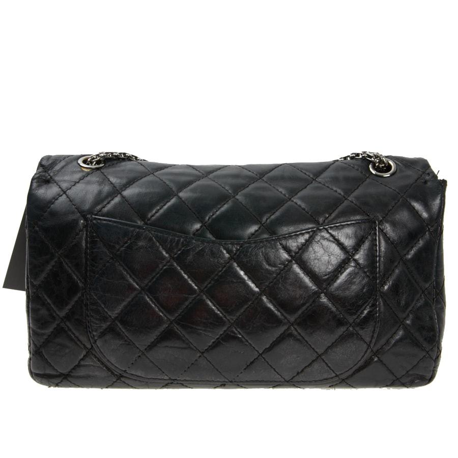 Vintage Chanel 2.55 Black Leather Handbag In Fair Condition In Paris, FR