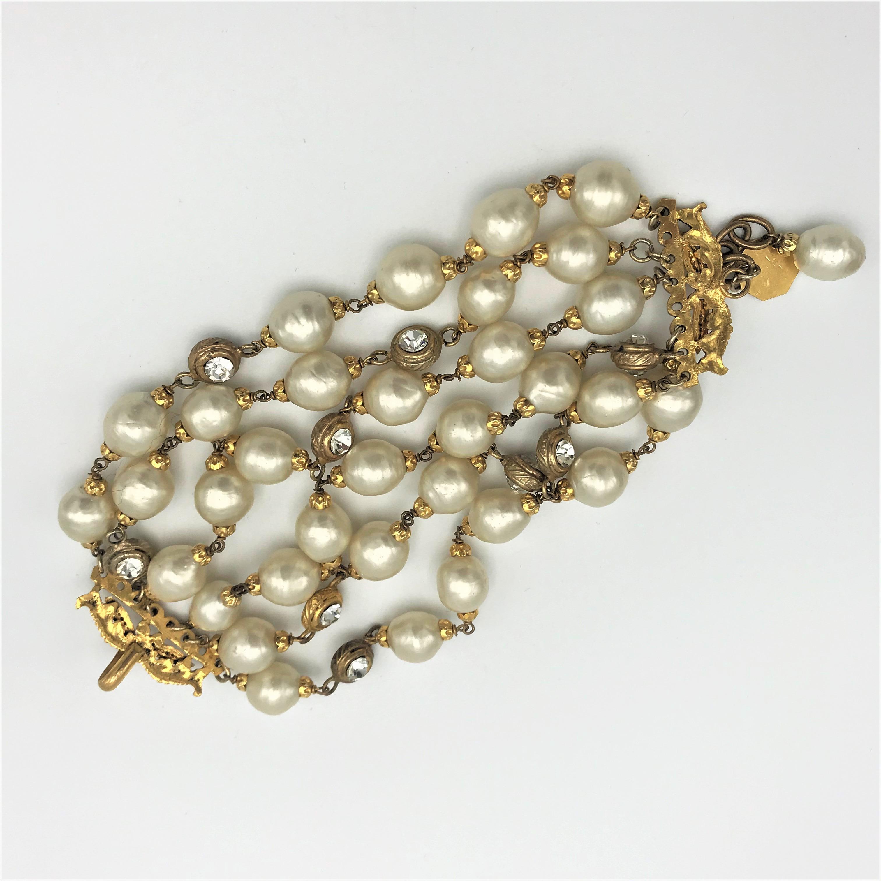 Artist Chanel 6-row pearl bracelet signed. 1984 gold plated For Sale