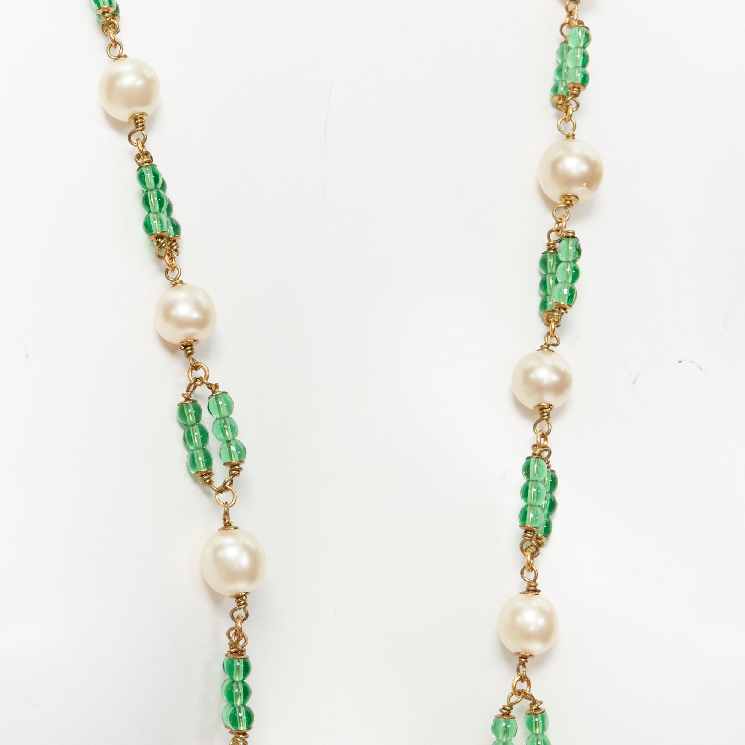 vintage CHANEL 93A green Gripoix poured glass beads faux Pearl sautoir necklace 1