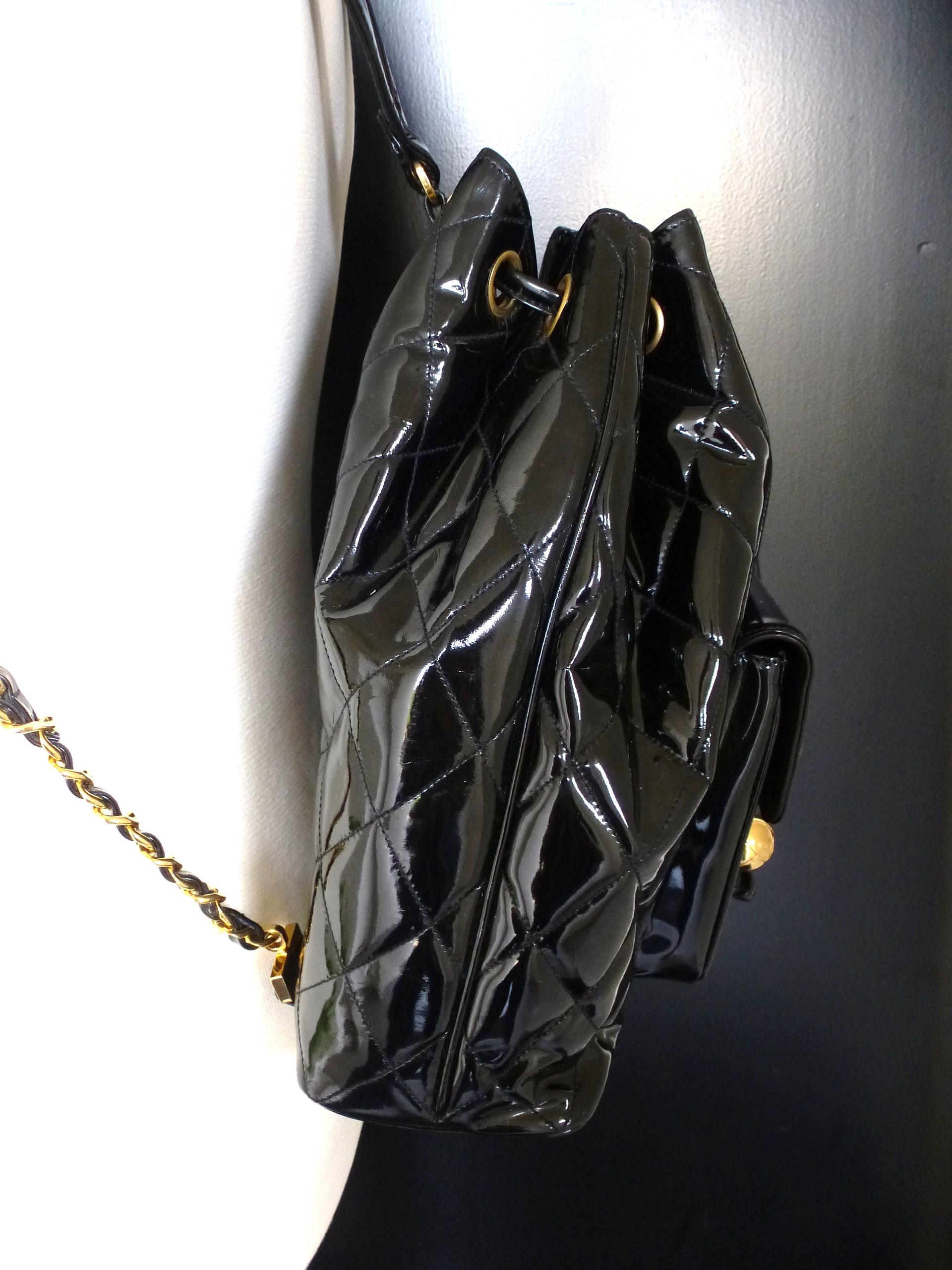 Women's or Men's Vintage Chanel backpack black quiltet patent leather, 1990, Made in France For Sale