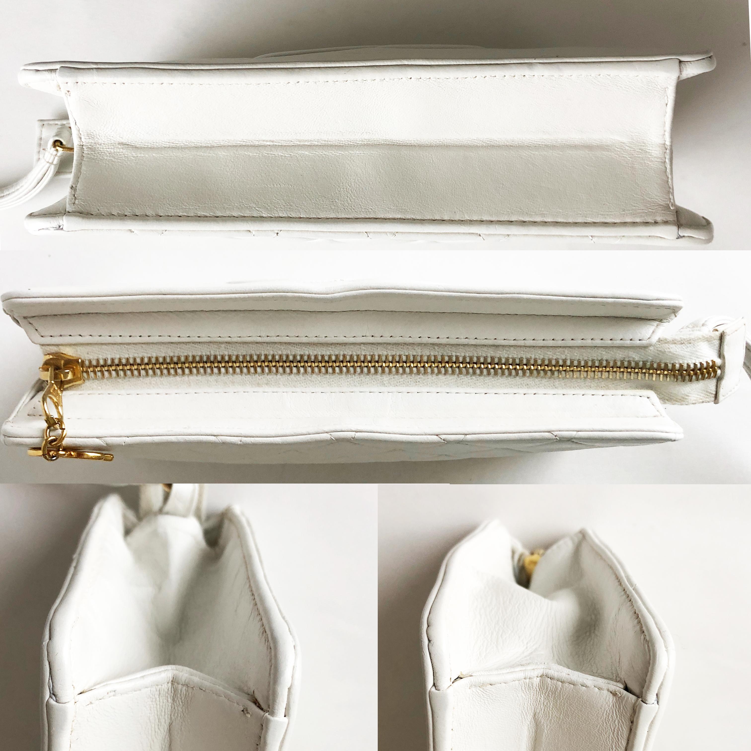 Vintage Chanel Bag CC Logo Matelasse Clutch Wristlet White Leather Evening Bag In Good Condition In Port Saint Lucie, FL