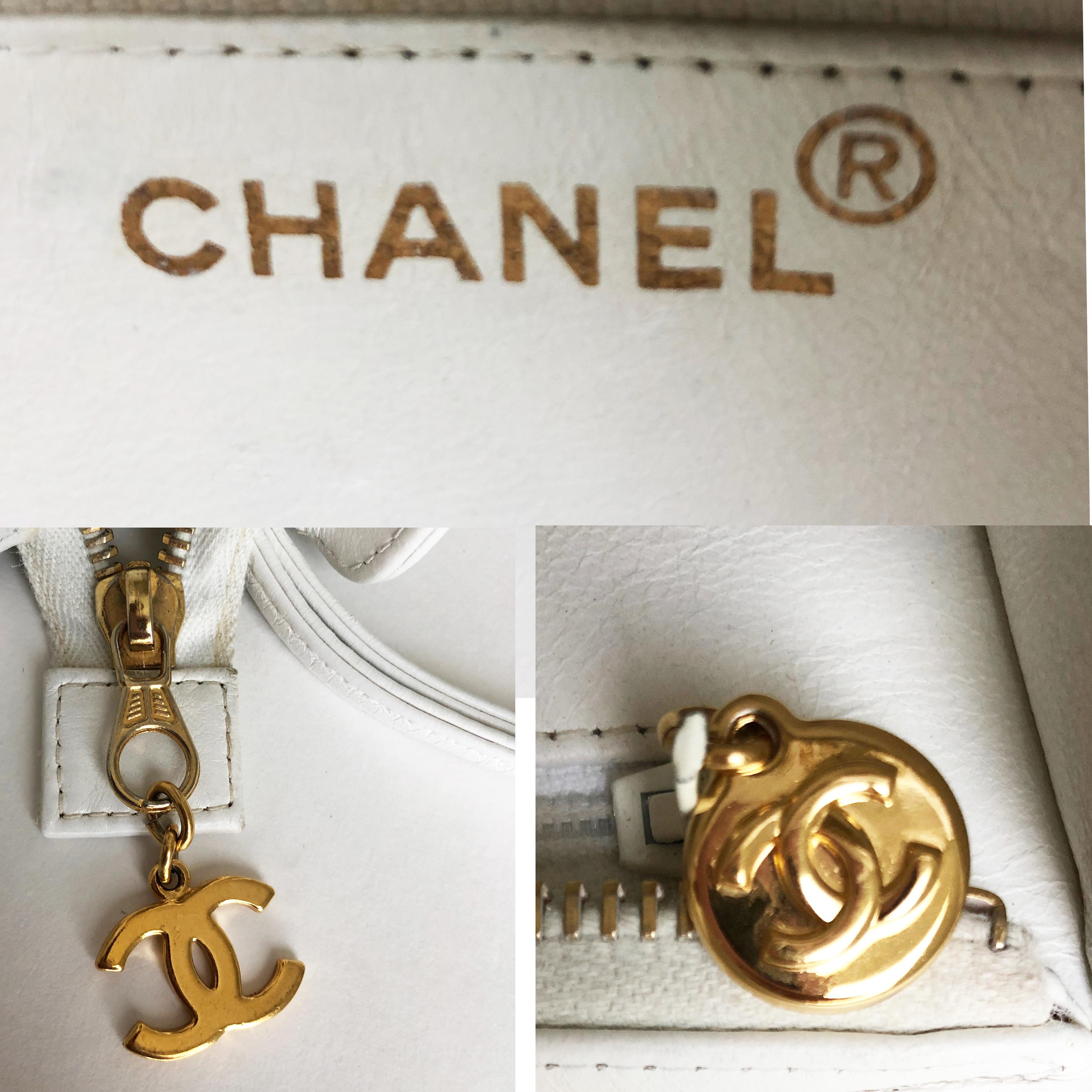 Vintage Chanel Bag CC Logo Matelasse Clutch Wristlet White Leather Evening Bag 1