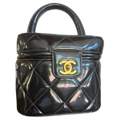 Vintage Chanel Barbie Collection 95P Vanity Heart Mirror Bag Black Patent GHW Vintage Chanel Barbie Collection 95P Vanity Heart Mirror Bag Black Patent GHW