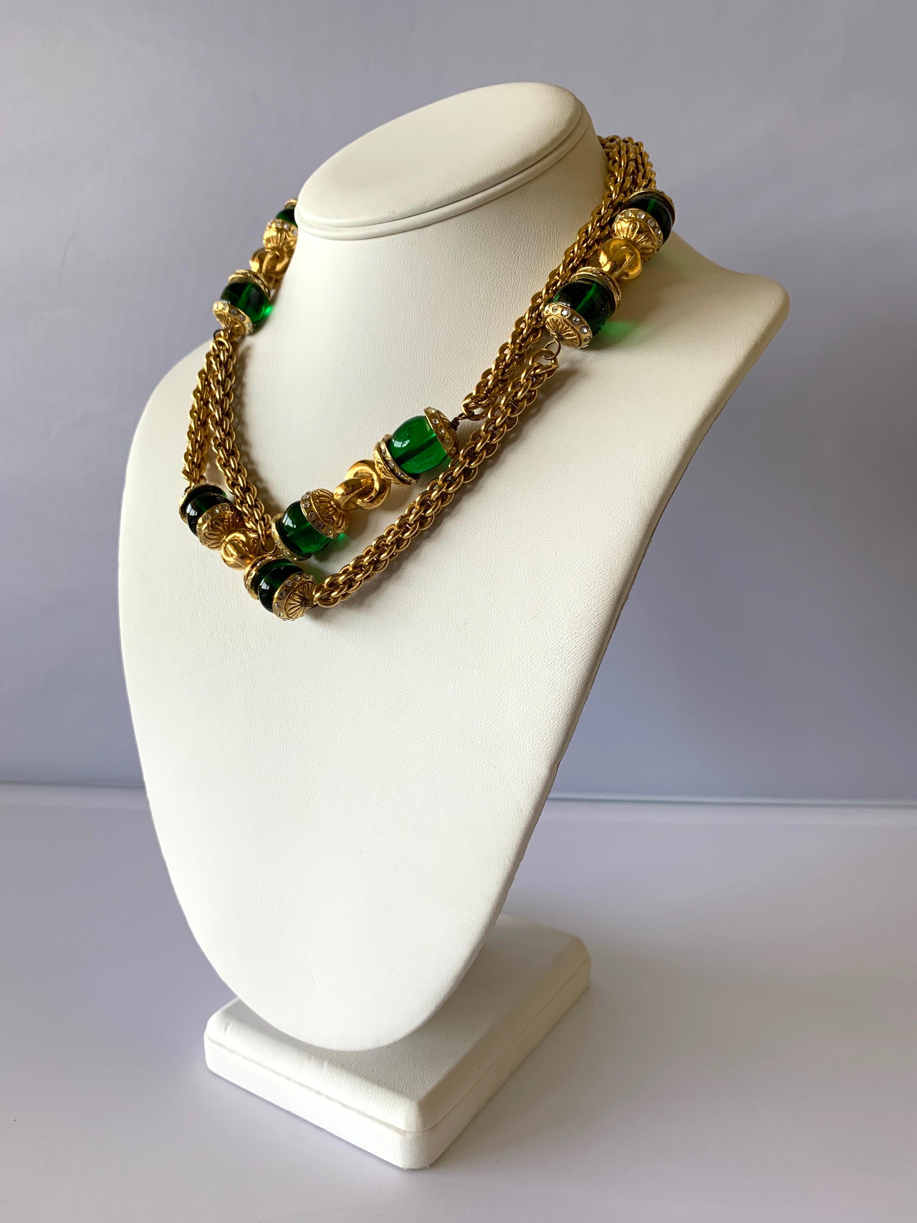 Vintage Chanel Baroque Gilt Emerald and Strass Diamante Statement Necklace  In Excellent Condition In Palm Springs, CA