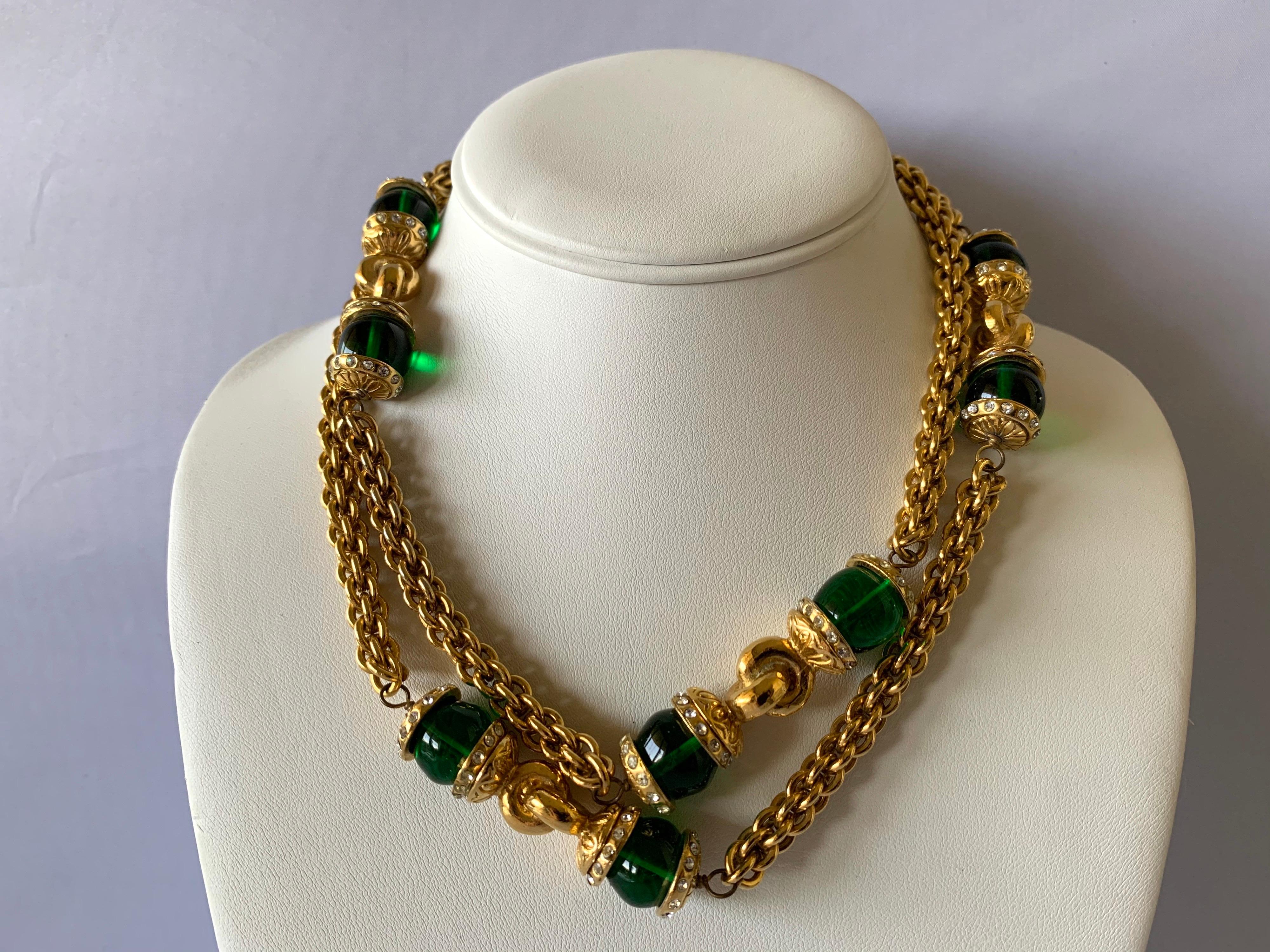 Vintage Chanel Baroque Gilt Emerald and Strass Diamante Statement Necklace  1