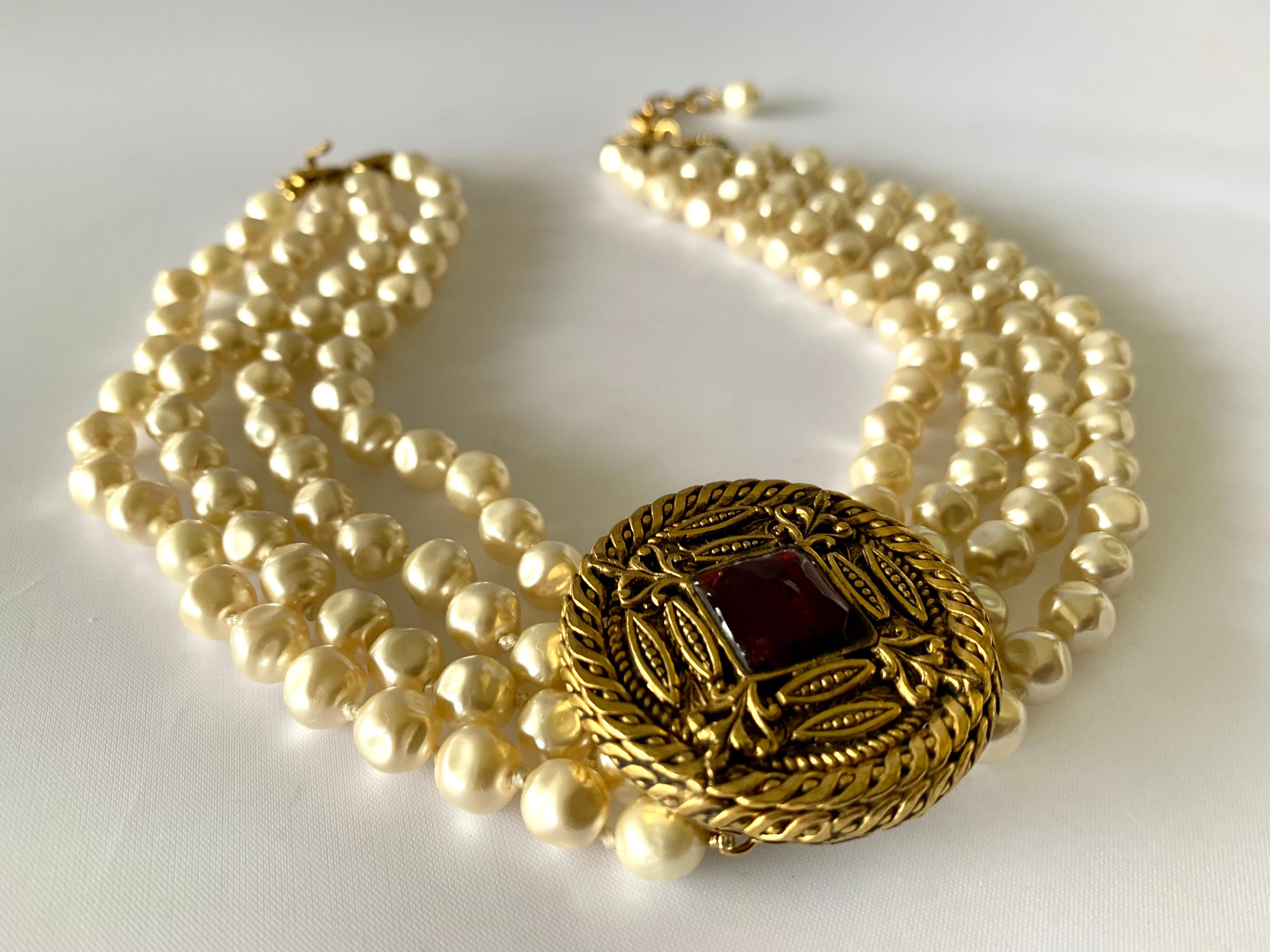 Bead Vintage Chanel Baroque Pearl Medallion Necklace  For Sale