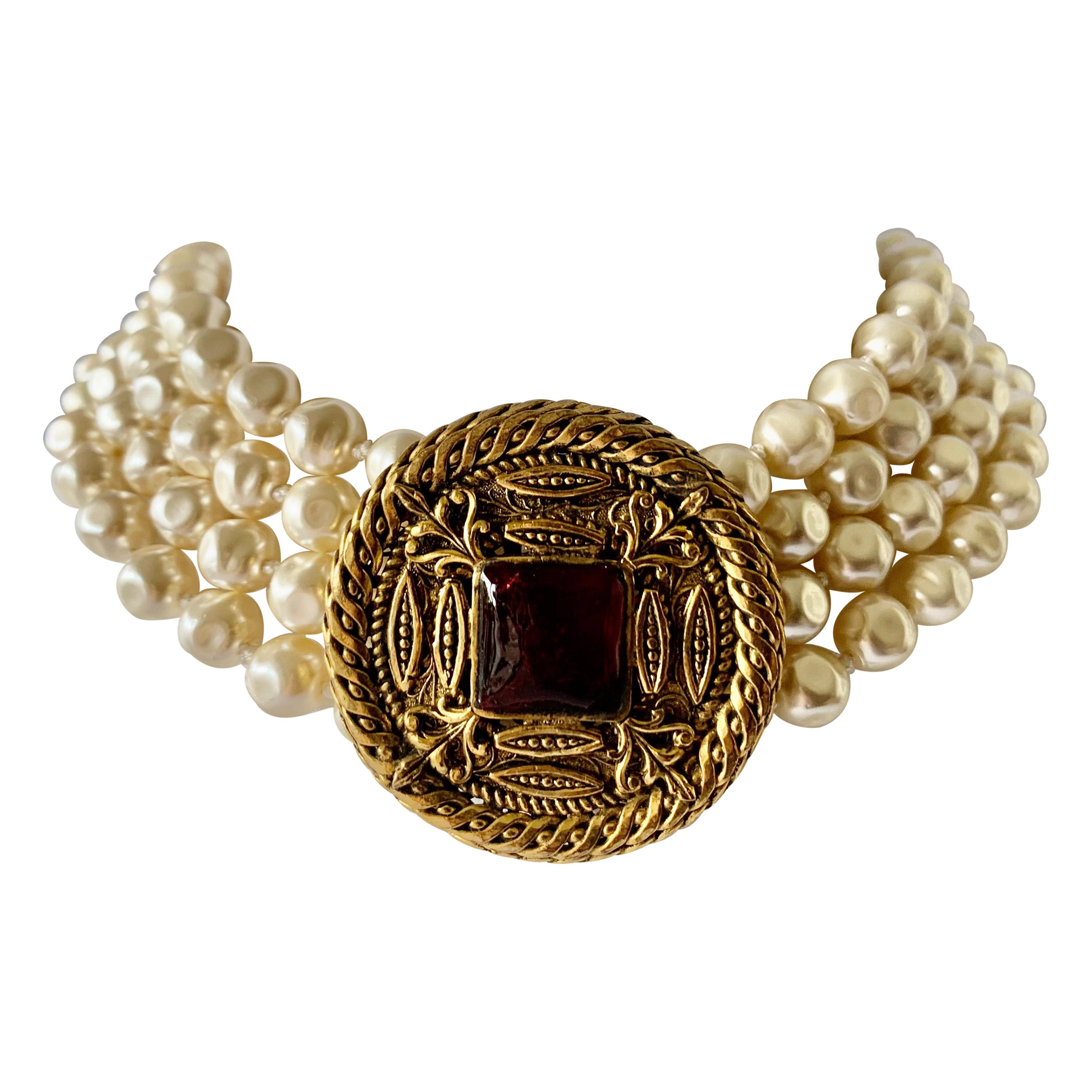 Vintage Chanel Barock Perlen Medaillon Halskette 
