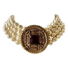 Vintage Chanel Baroque Pearl Medallion Necklace 