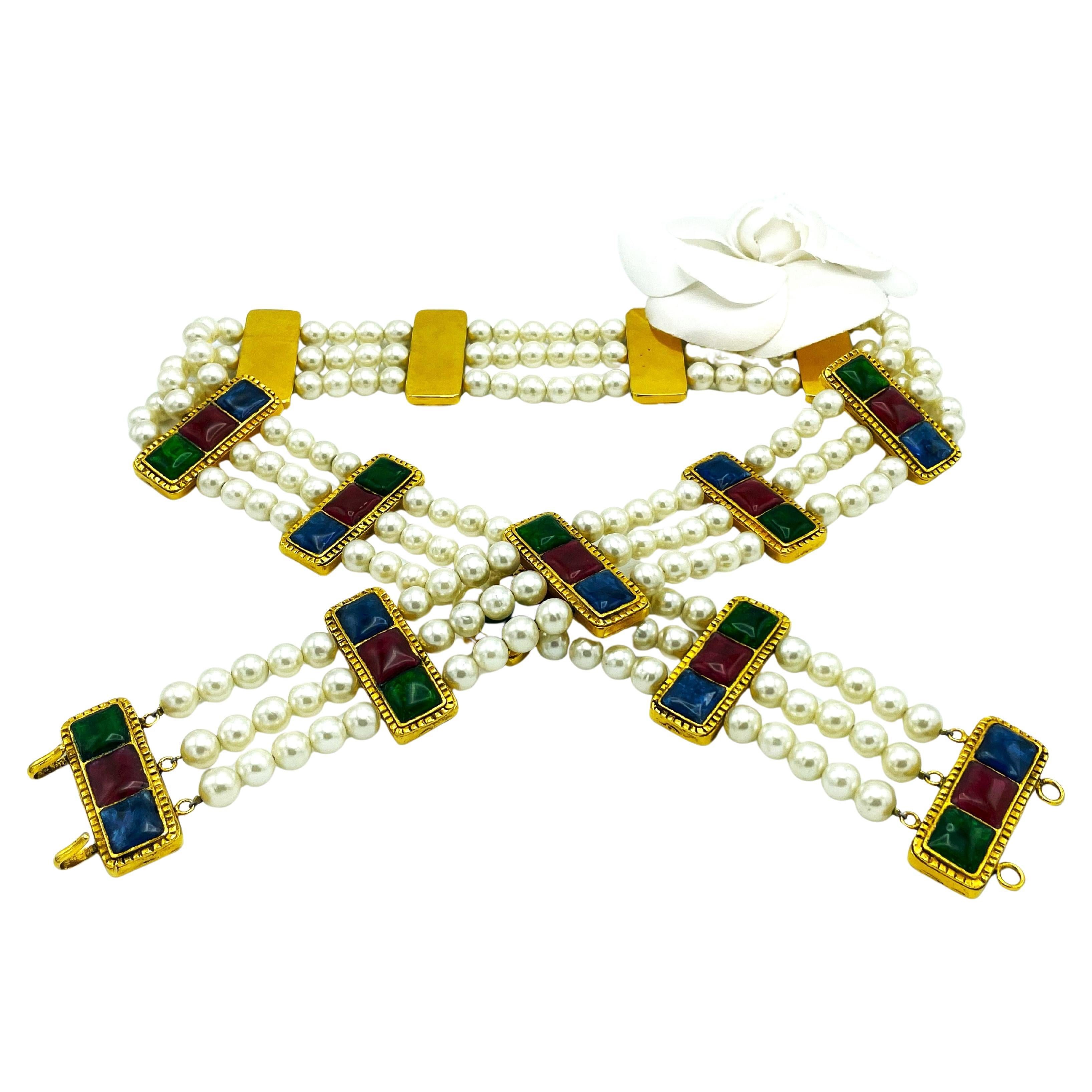 Vintage Chanel belt made by Robert Goossens and House of Gripoix 24 k. golld pl For Sale 11