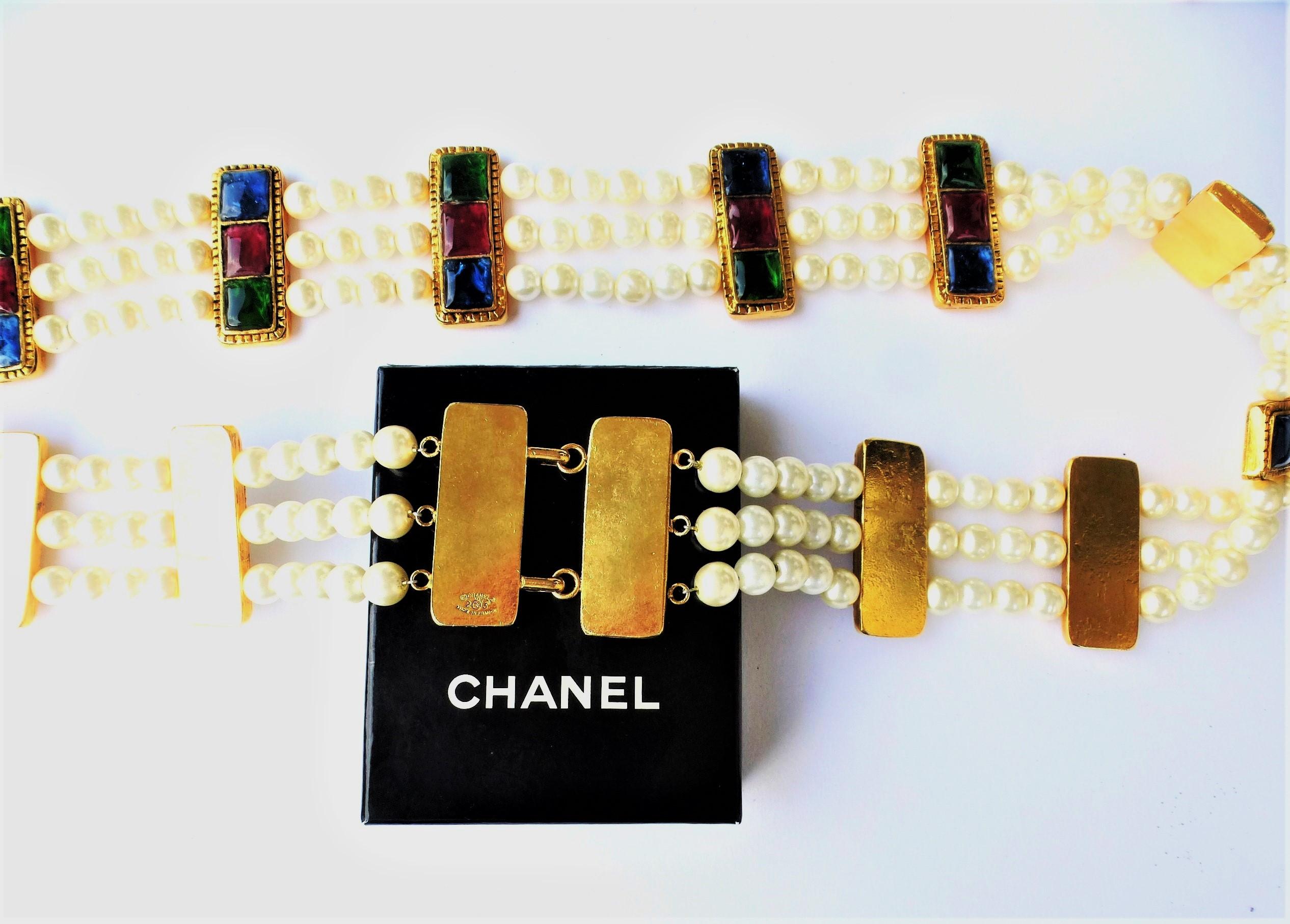 Vintage Chanel belt made by Robert Goossens and House of Gripoix 24 k. golld pl For Sale 13