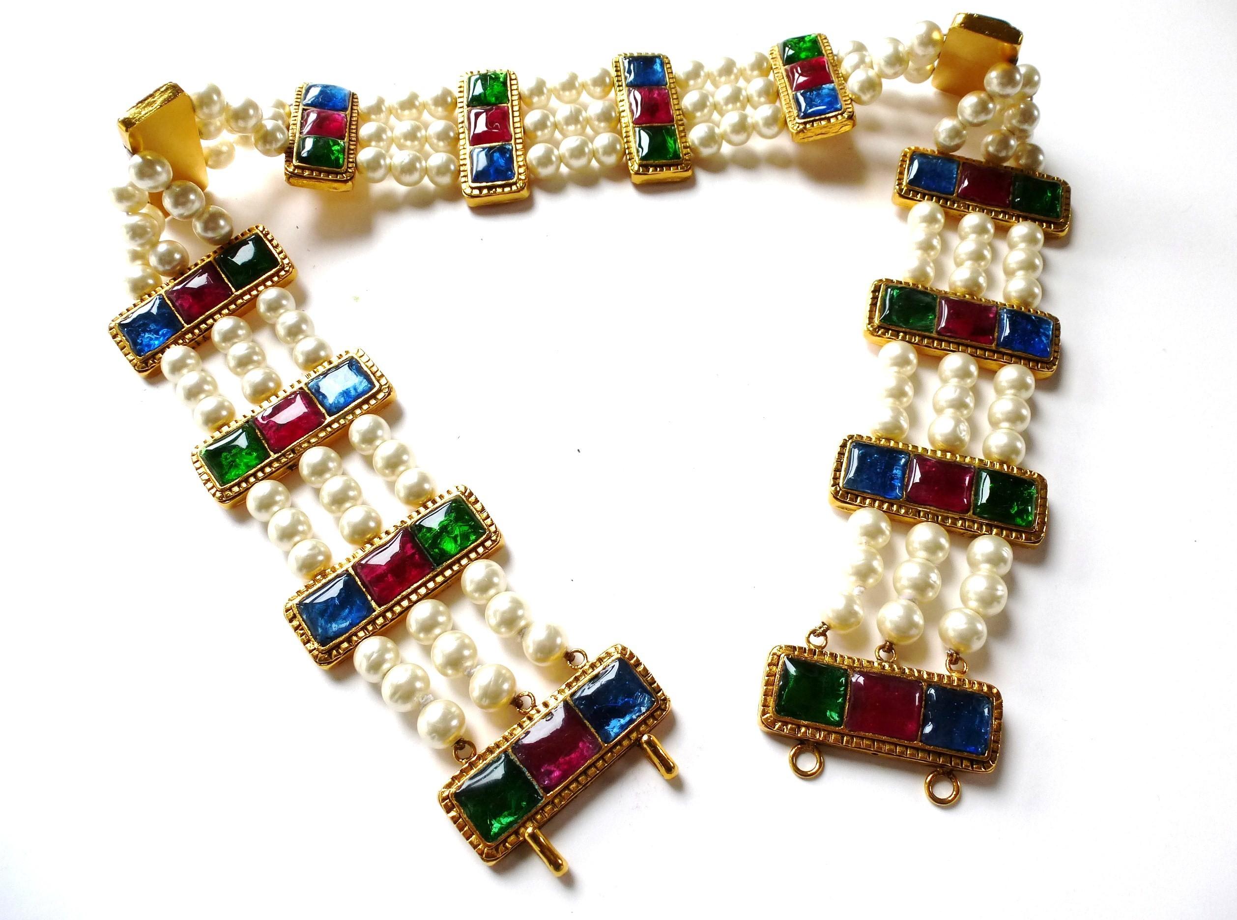 Beige Vintage Chanel belt made by Robert Goossens and House of Gripoix 24 k. golld pl For Sale