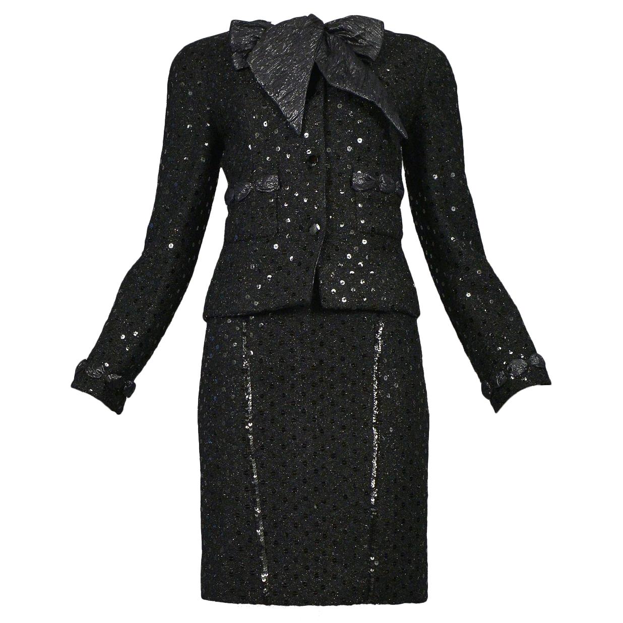 Chanel  Vintage suit Black Wool ref757189  Joli Closet
