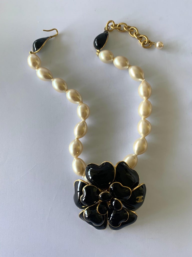 Vintage Chanel Black Camellia CC Statement Pearl Necklace