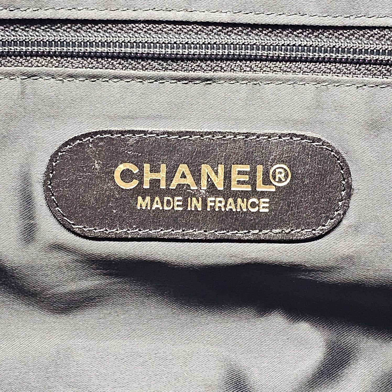 Vintage Chanel Black Caviar Leather Boston Travel Bag 13