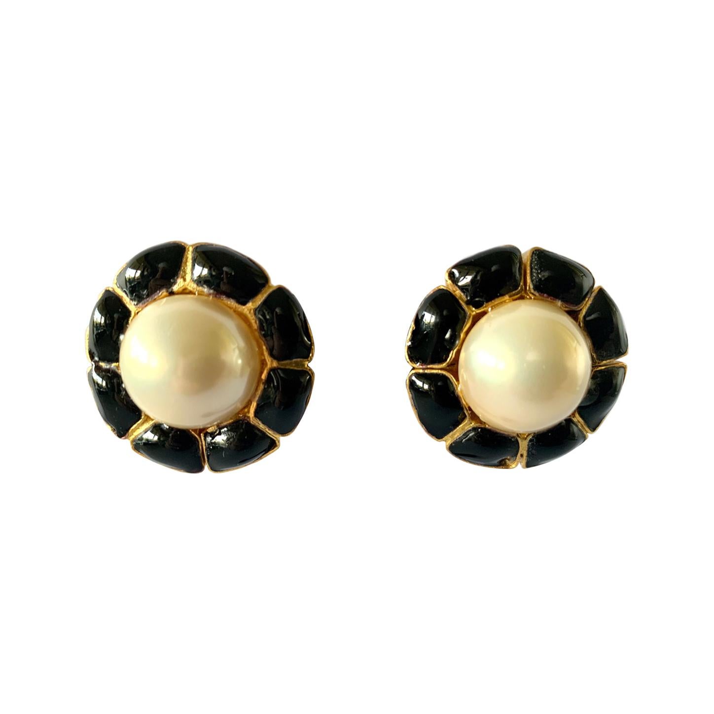 Vintage Chanel Black Flower and Pearl Earrings