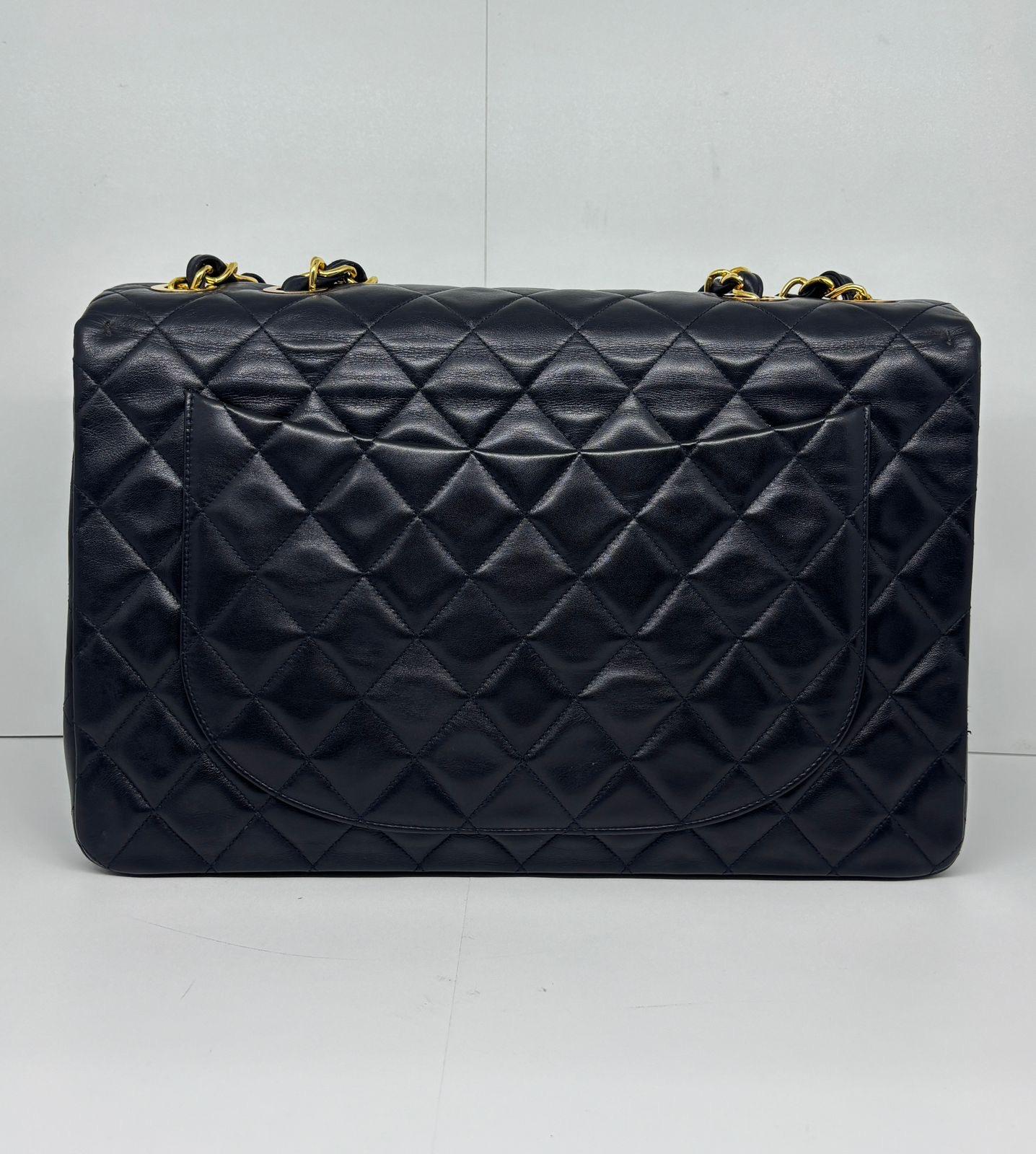 Women's or Men's Vintage Chanel Black Lambskin Quilted Big CC Maxi Flap Bag For Sale