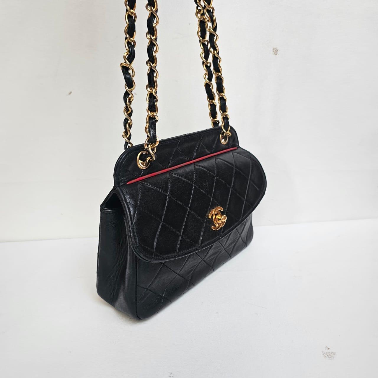 Vintage Chanel Black Lambskin Quilted Mini Flap Bag For Sale 2