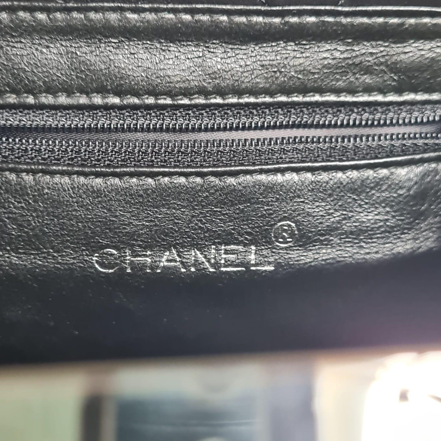 Vintage Chanel Black Lambskin Quilted Small Magnetic Frame Top Handle Bag For Sale 1