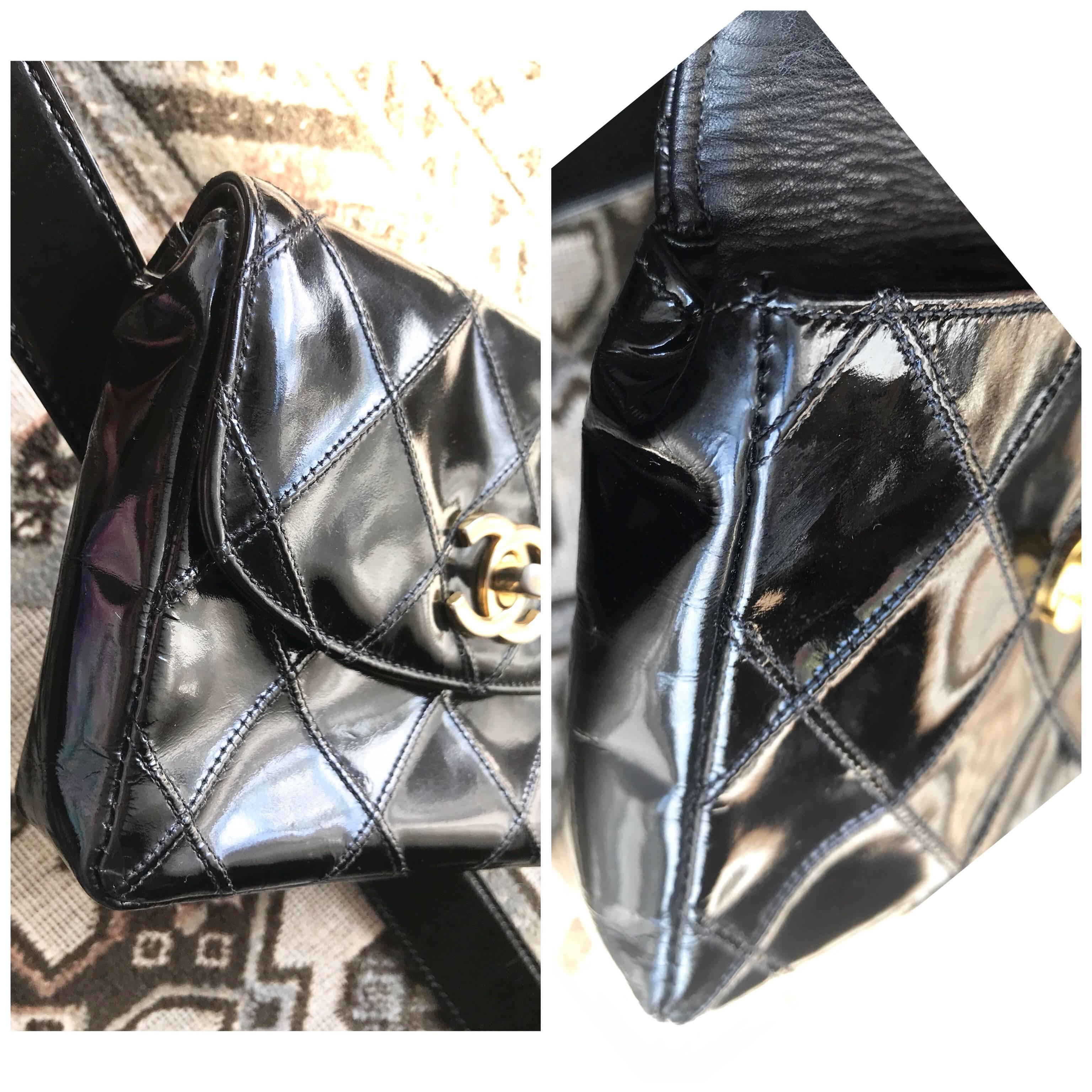 Women's Vintage CHANEL black patent enamel pouch, fanny pack with CC and aurora belt. 