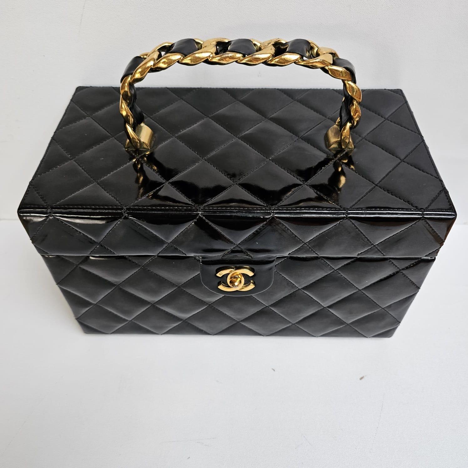 Vintage Chanel Black Patent Quilted Vanity Box Bag For Sale 6