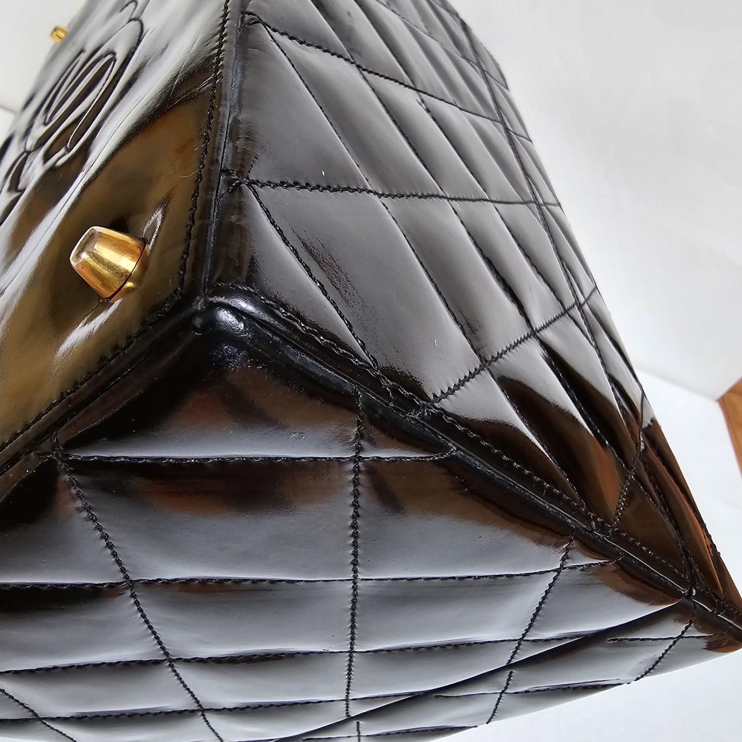 Vintage Chanel Black Patent Quilted Vanity Box Bag For Sale 10