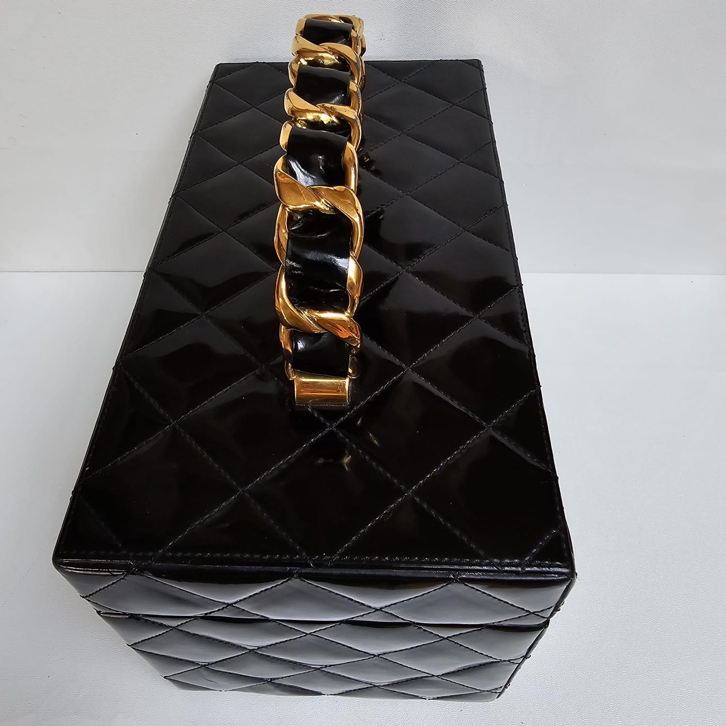 Vintage Chanel Black Patent Quilted Vanity Box Bag For Sale 12