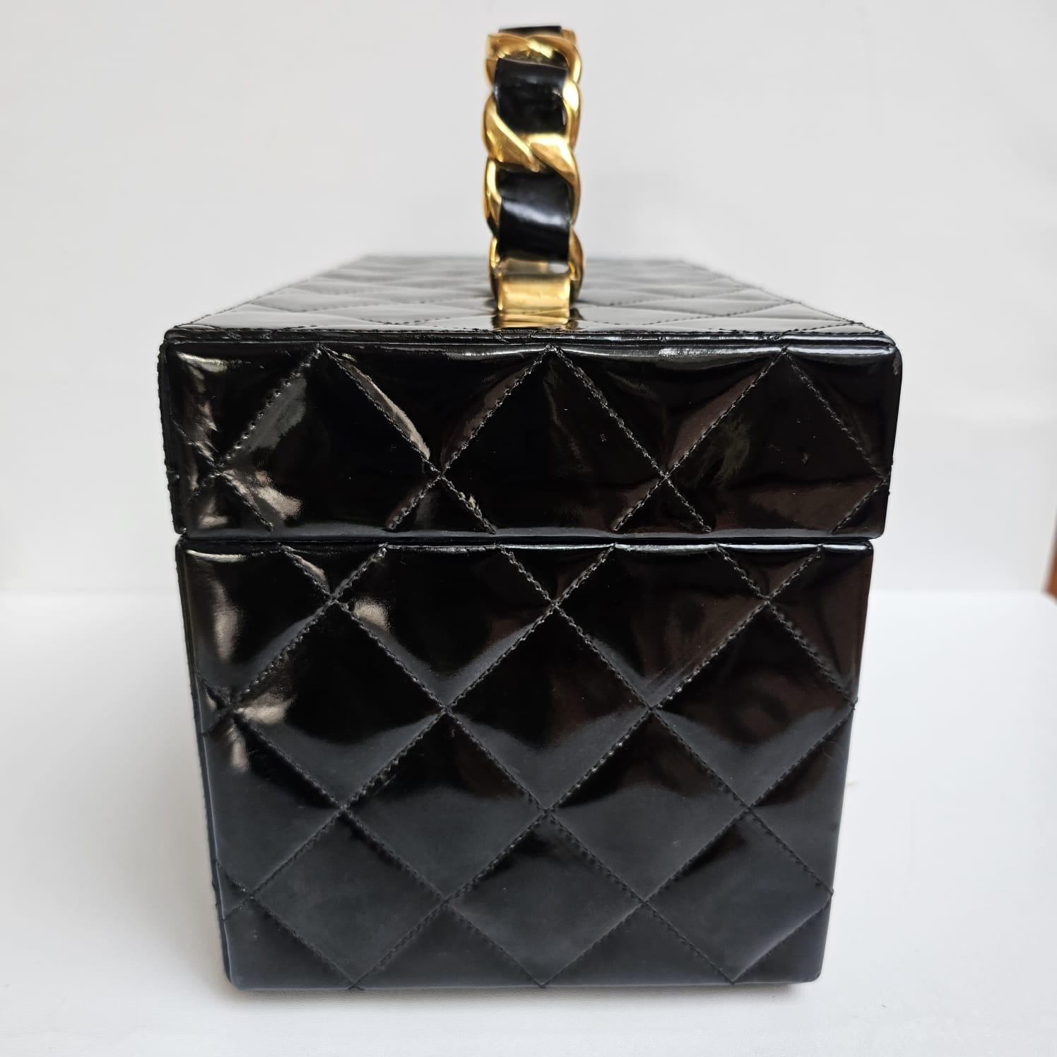 Vintage Chanel Black Patent Quilted Vanity Box Bag For Sale 16