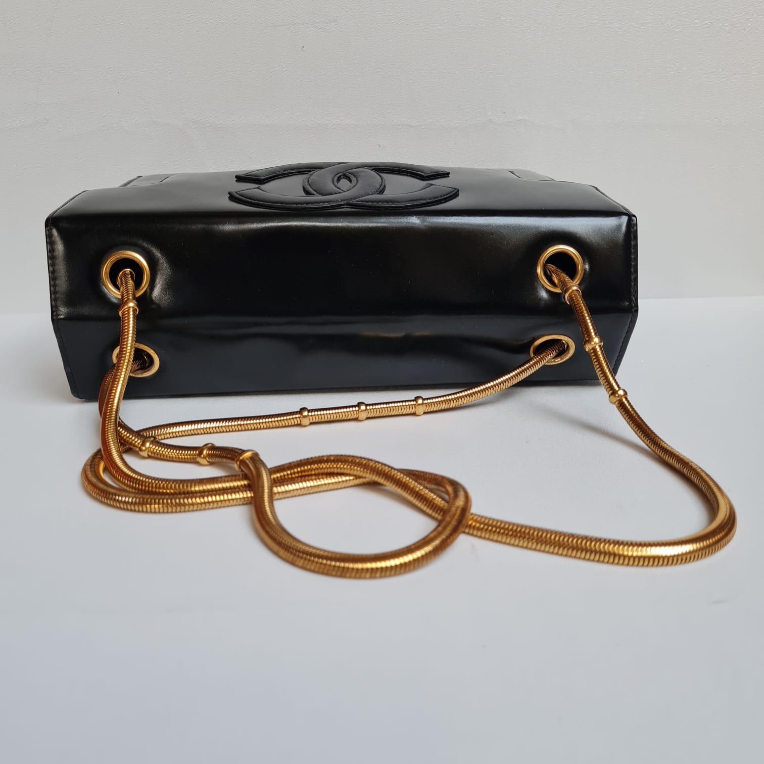 Vintage Chanel Black Patent Snake Chain Shoulder Bag 4