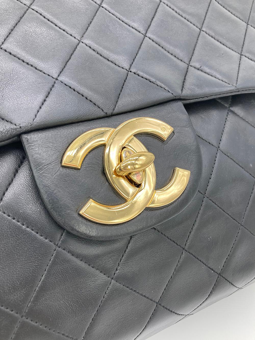 Women's Vintage Chanel Black Quilted Lambskin Maxi Classic Flap