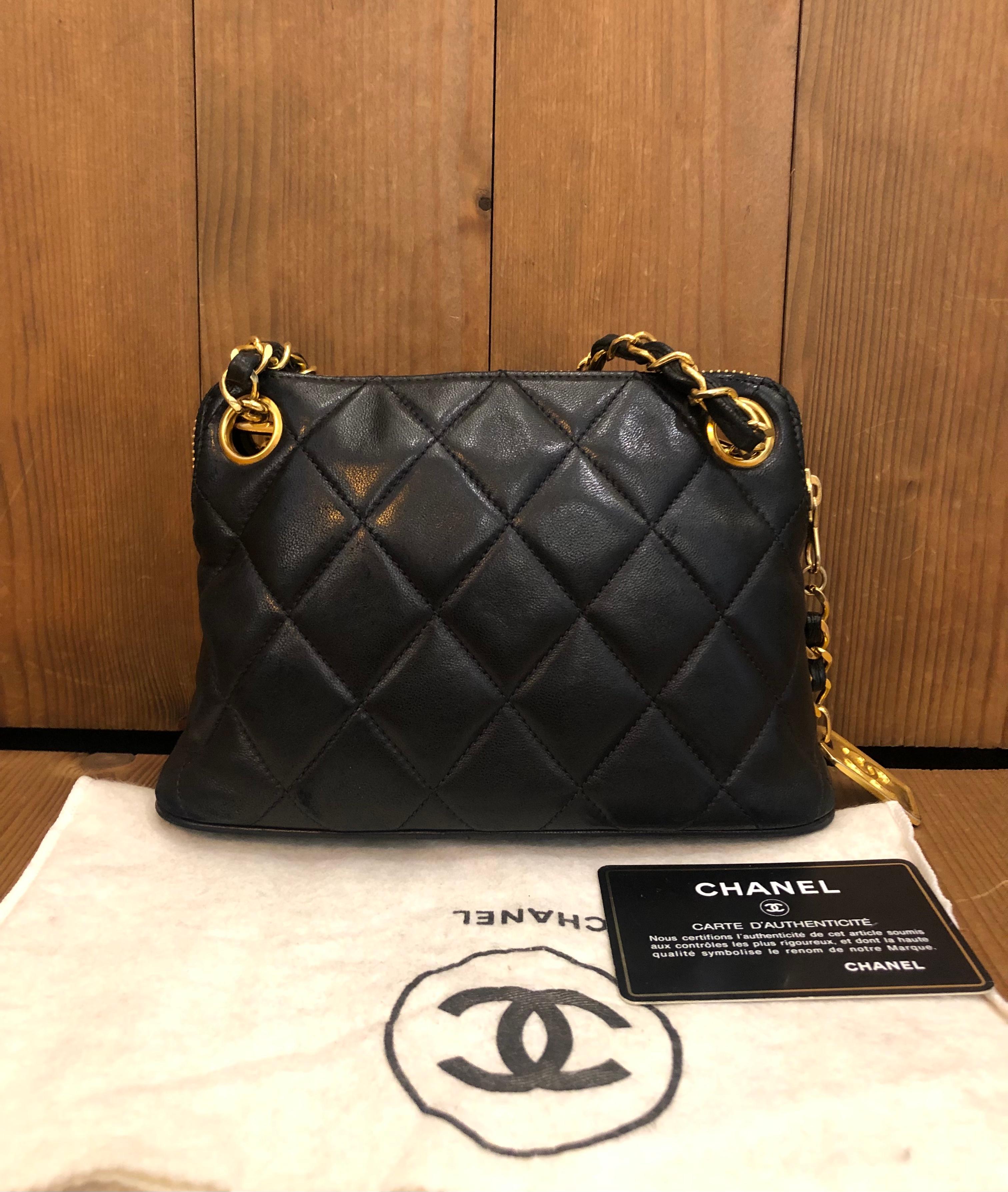 Vintage CHANEL Black Quilted Lambskin Mini Hand Bag In Good Condition In Bangkok, TH
